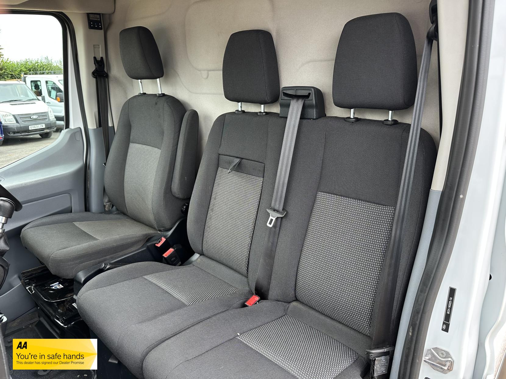 Ford Transit 2.0 350 EcoBlue Panel Van 5dr Diesel Manual RWD L2 H3 Euro 6 (130 ps)