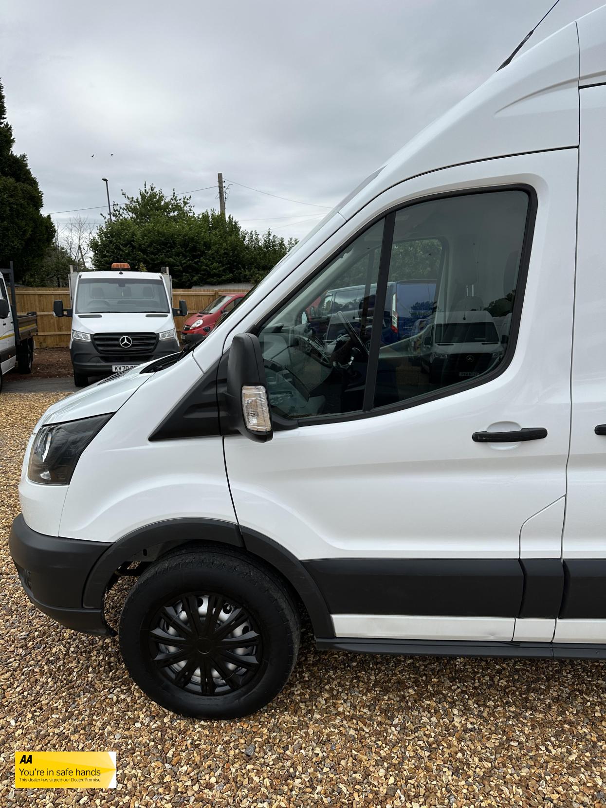 Ford Transit 2.0 350 EcoBlue Panel Van 5dr Diesel Manual RWD L2 H3 Euro 6 (130 ps)