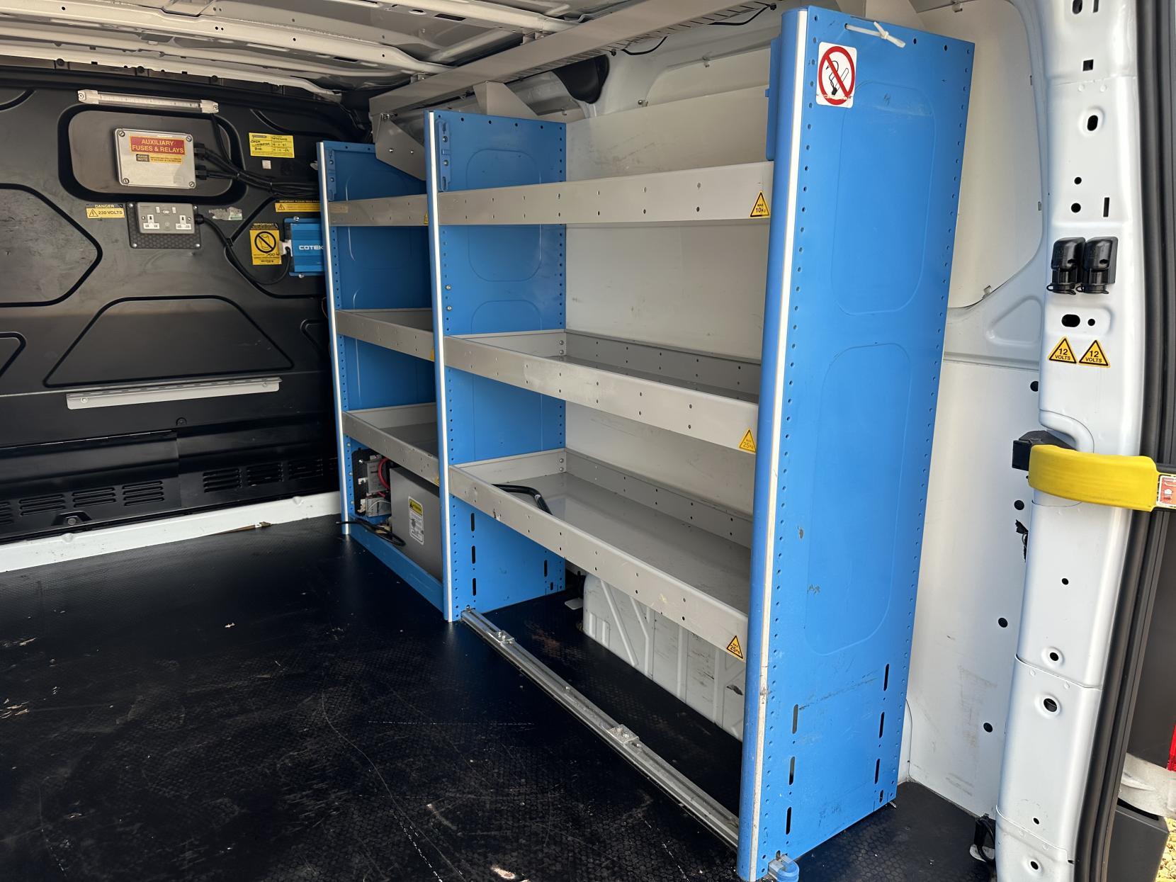 Ford Transit Custom 2.2 TDCi 310 Panel Van 5dr Diesel Manual L2 H1 (186 g/km, 123 bhp)