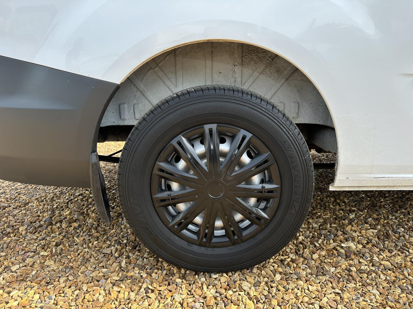 Ford Transit Custom 2.2 TDCi 310 Panel Van 5dr Diesel Manual L2 H1 (186 g/km, 123 bhp)