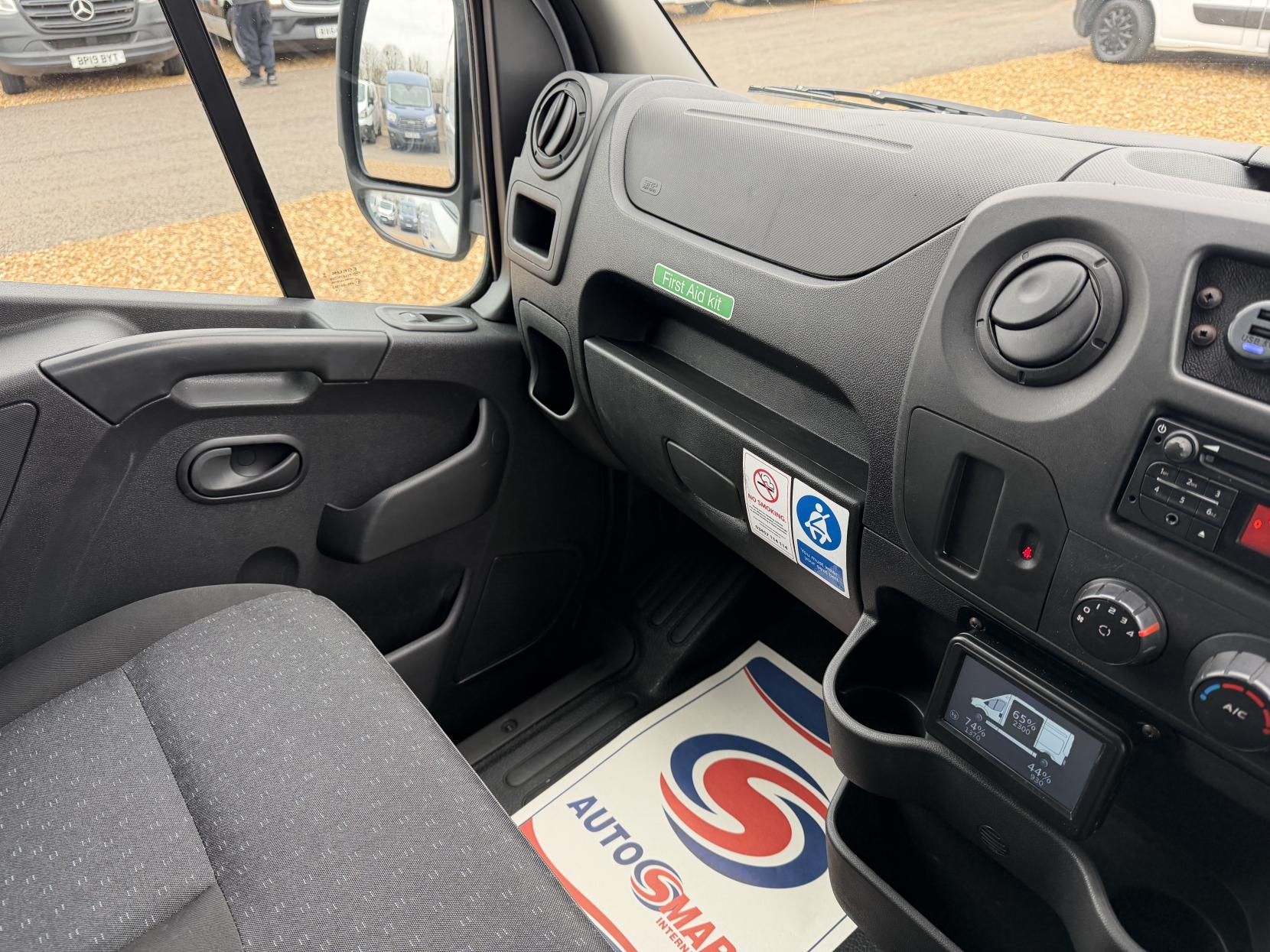 Vauxhall Movano 2.3 CDTi 3500 Panel Van 5dr Diesel Manual FWD L2 H2 Euro 6 (130 ps)