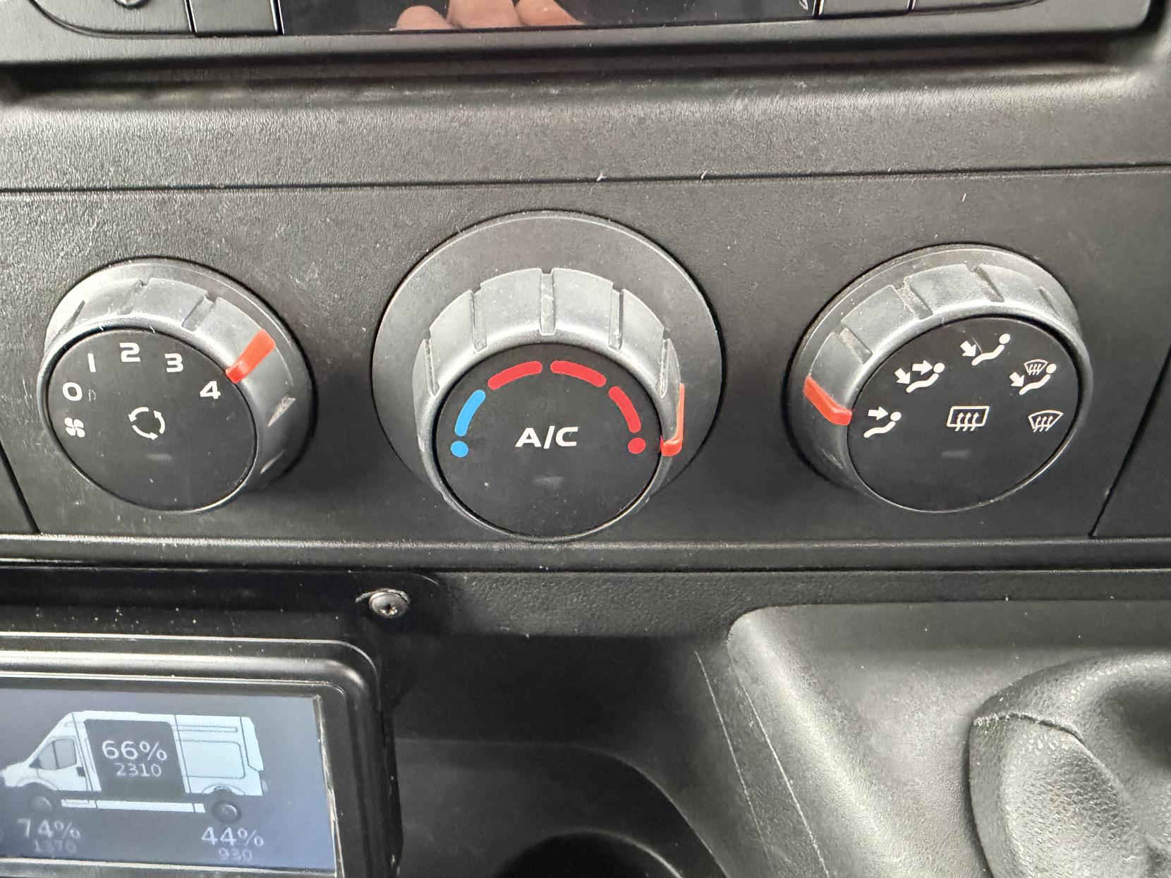 Vauxhall Movano 2.3 CDTi 3500 Panel Van 5dr Diesel Manual FWD L2 H2 Euro 6 (130 ps)