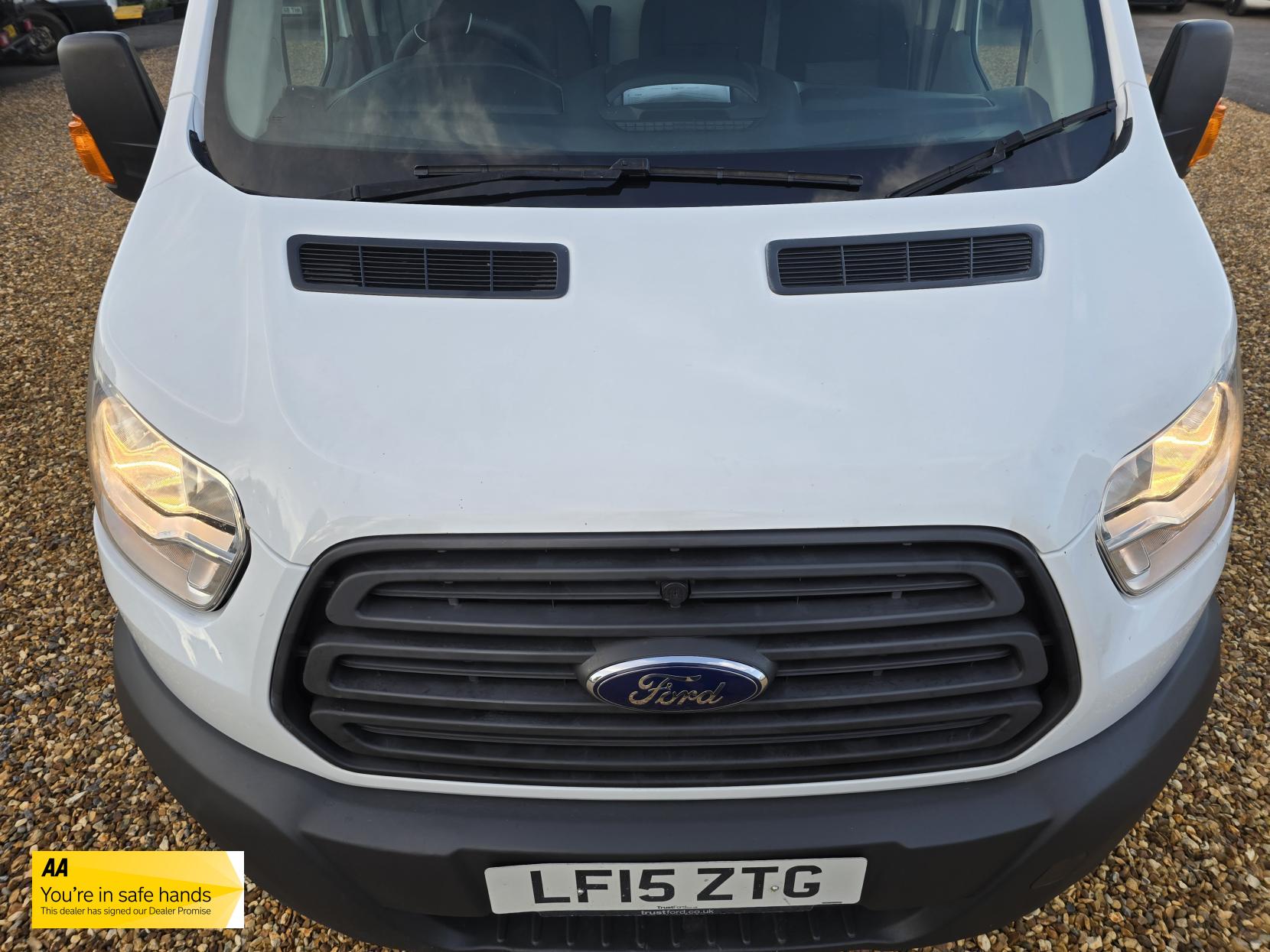 Ford Transit 2.2 TDCi 350 Panel Van 5dr Diesel Manual RWD L2 H3 Euro 5 (125 ps)