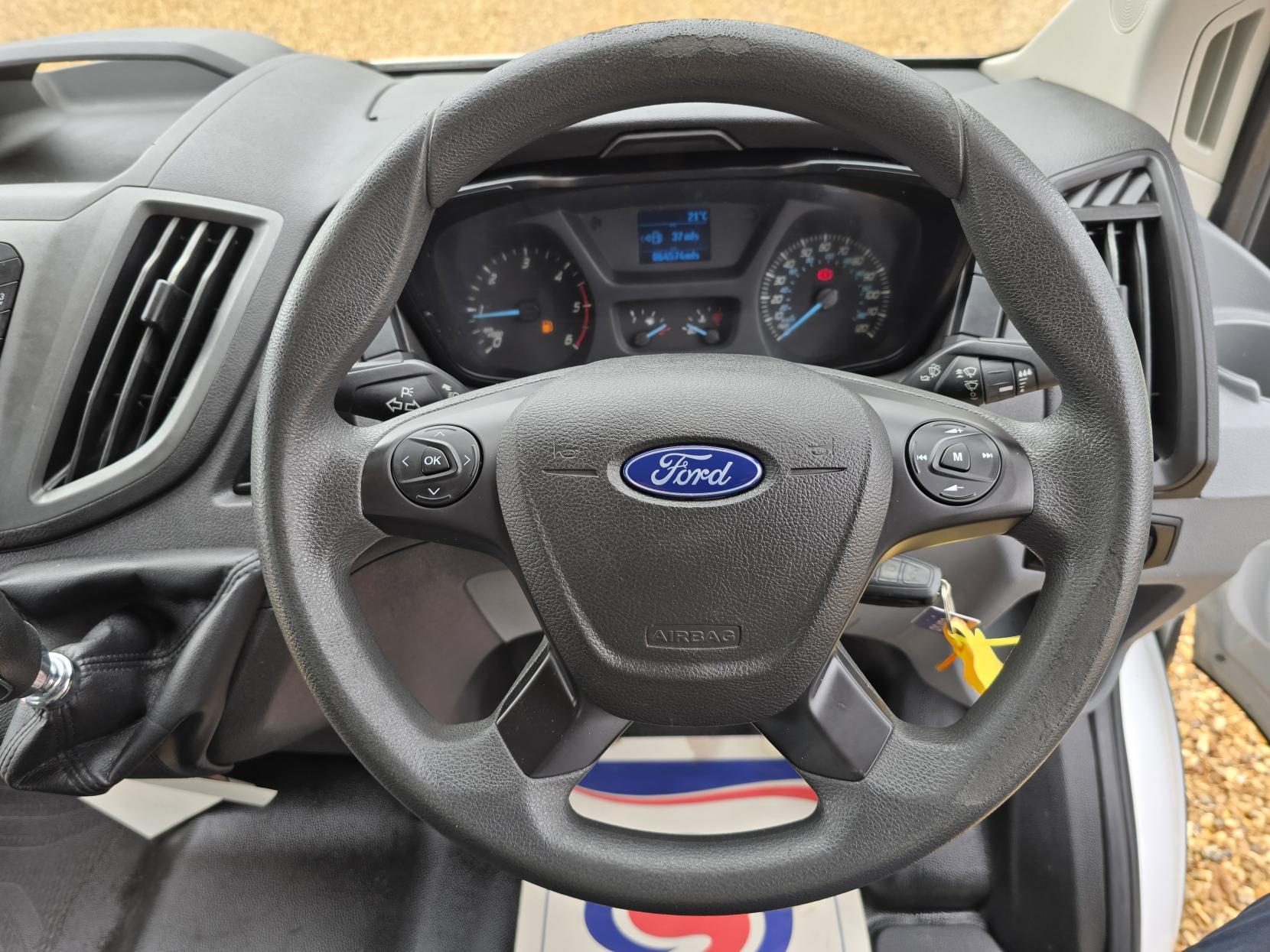Ford Transit 2.0 350 EcoBlue 1-Way Tipper 2dr Diesel Manual RWD L2 Euro 6 (s/s) (1-Stop) (130 ps)