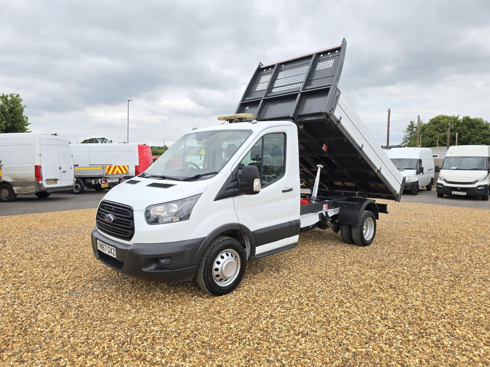 Ford Transit 2.0 350 EcoBlue 1-Way Tipper 2dr Diesel Manual RWD L2 Euro 6 (s/s) (1-Stop) (130 ps)