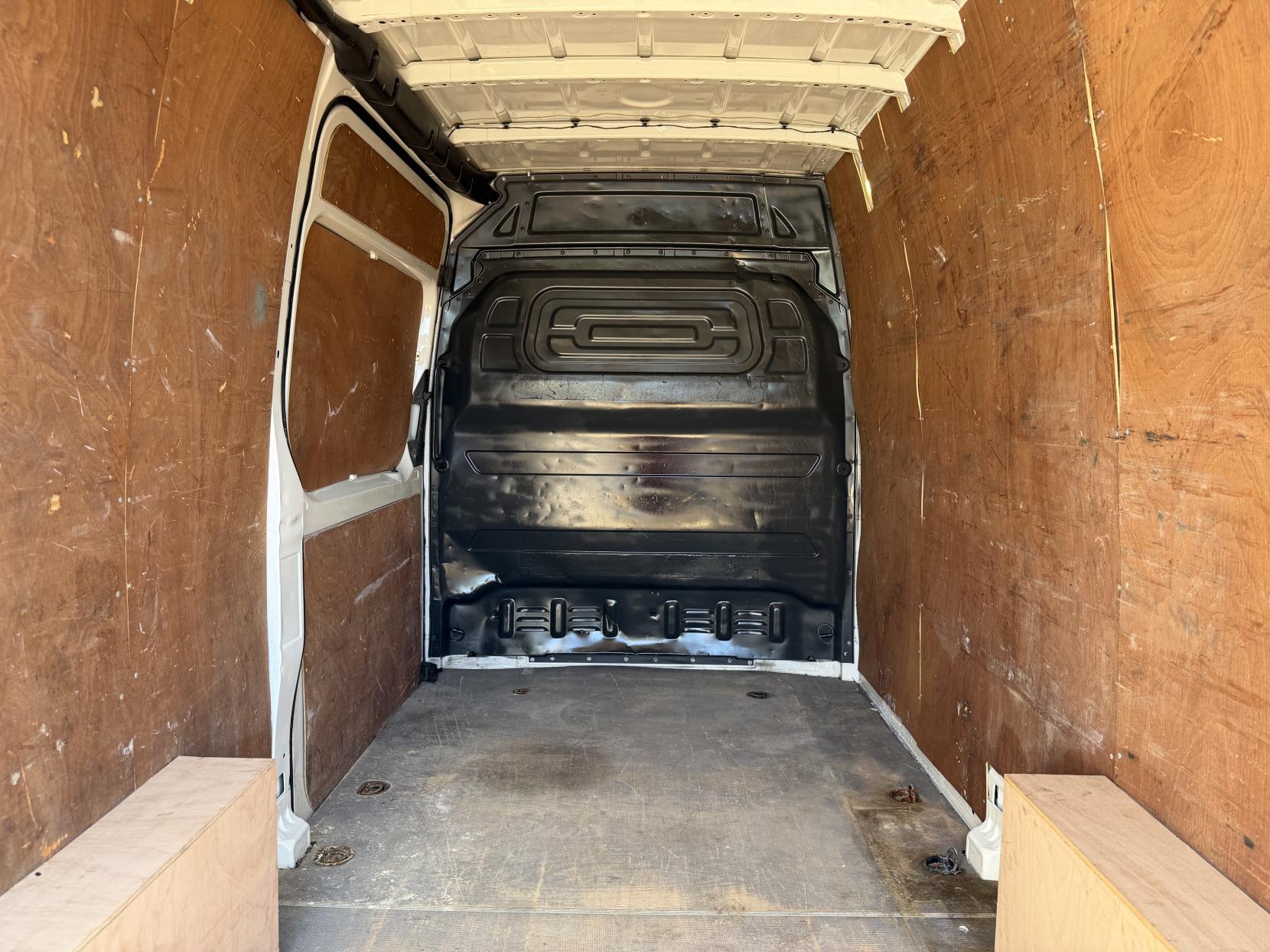 2018 Mercedes-Benz Sprinter 2.1 314 CDI Panel Van 5dr Diesel Manual FWD L2 H2 Euro 6 (143 ps) - Thumbnail 31