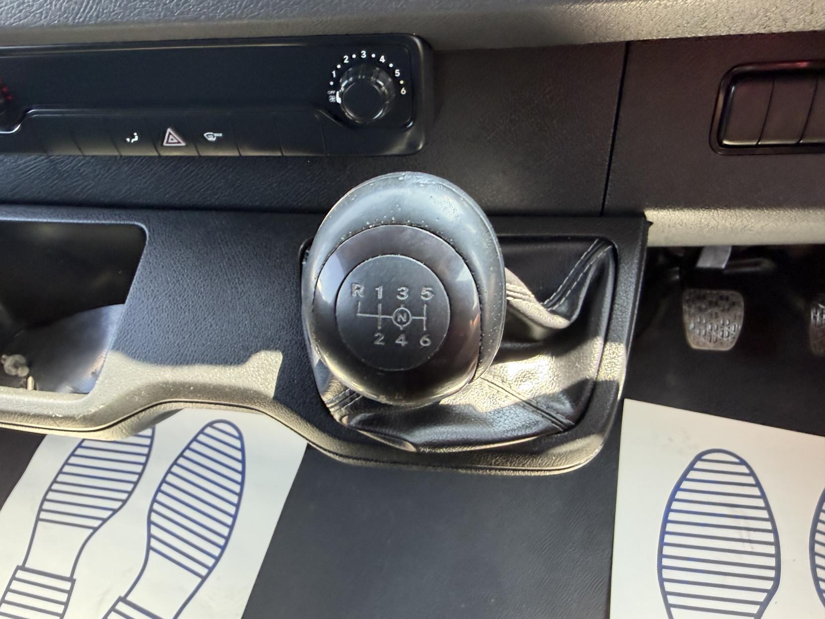 2018 Mercedes-Benz Sprinter 2.1 314 CDI Panel Van 5dr Diesel Manual FWD L2 H2 Euro 6 (143 ps) - Thumbnail 40