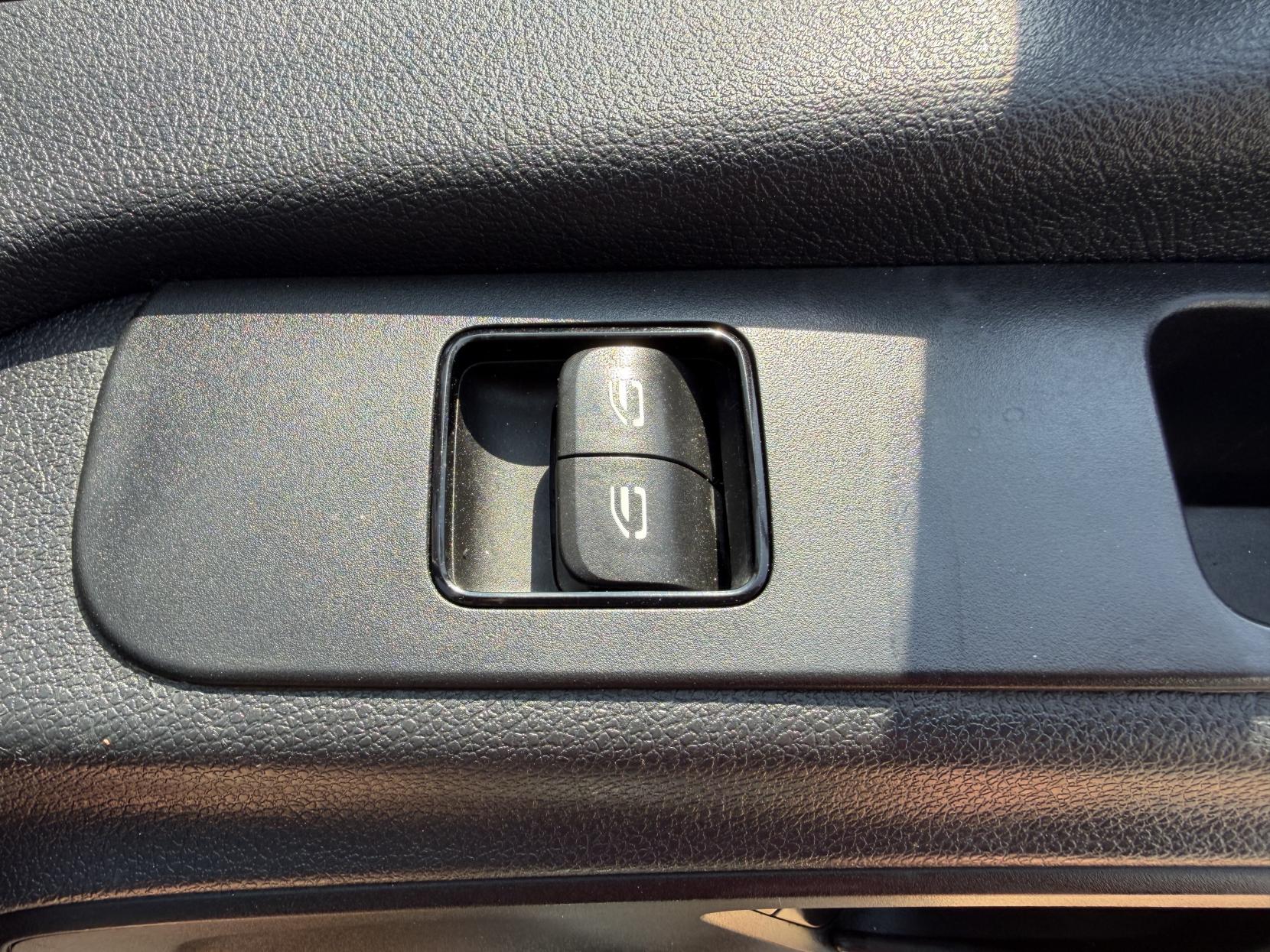 2018 Mercedes-Benz Sprinter 2.1 314 CDI Panel Van 5dr Diesel Manual FWD L2 H2 Euro 6 (143 ps) - Thumbnail 33