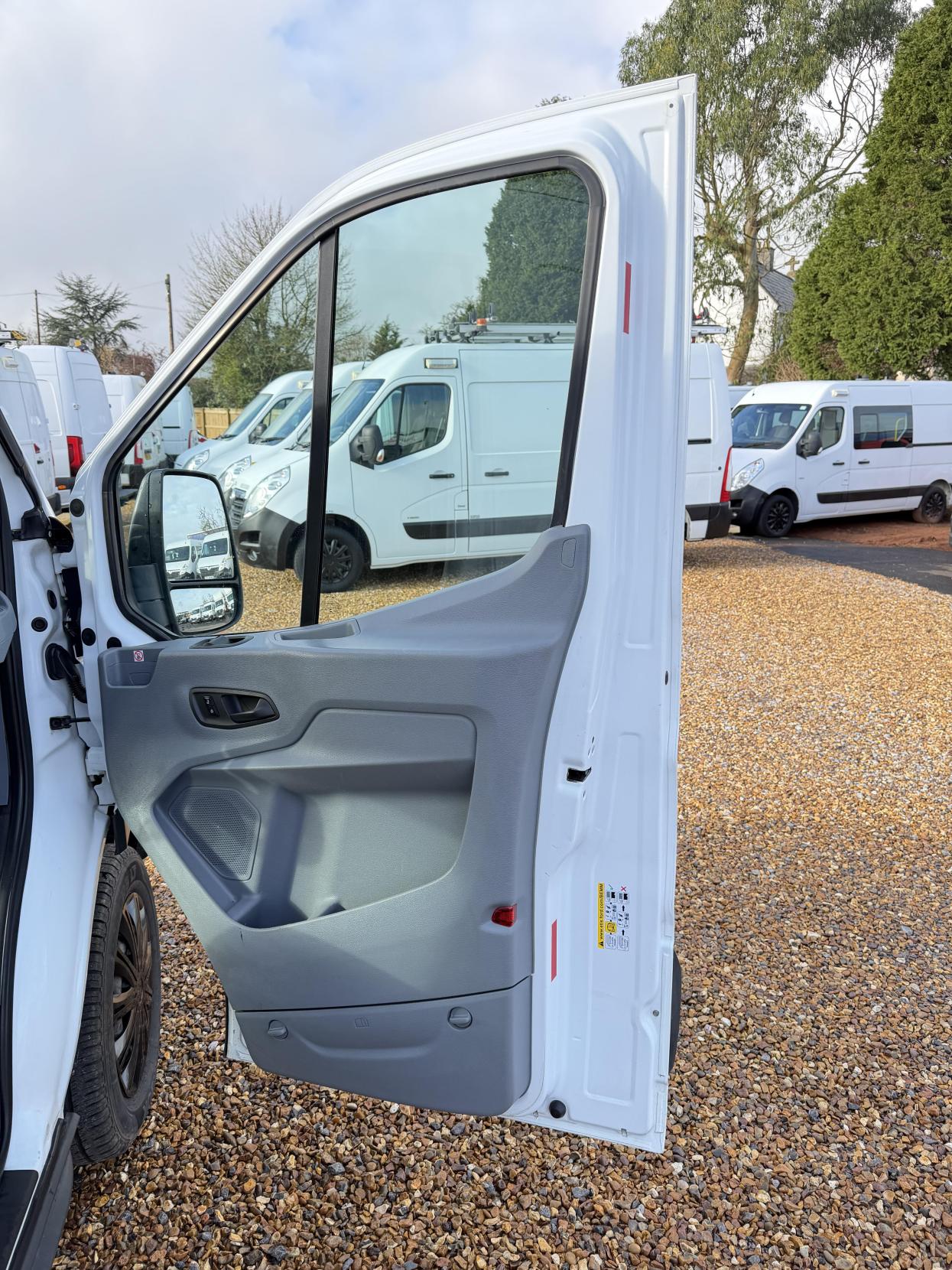 Ford Transit 2.0 350 EcoBlue Panel Van 5dr Diesel Manual RWD L2 H3 Euro 6 (130 ps)