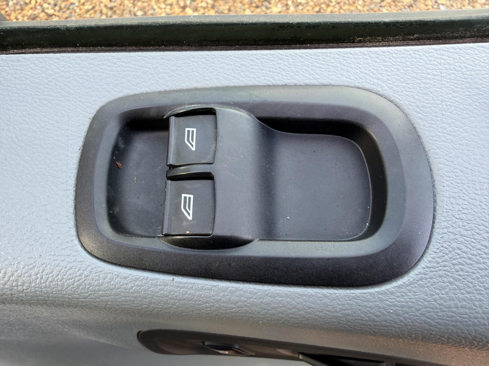 Ford Transit 2.0 350 EcoBlue Panel Van 5dr Diesel Manual RWD L2 H3 Euro 6 (130 ps)