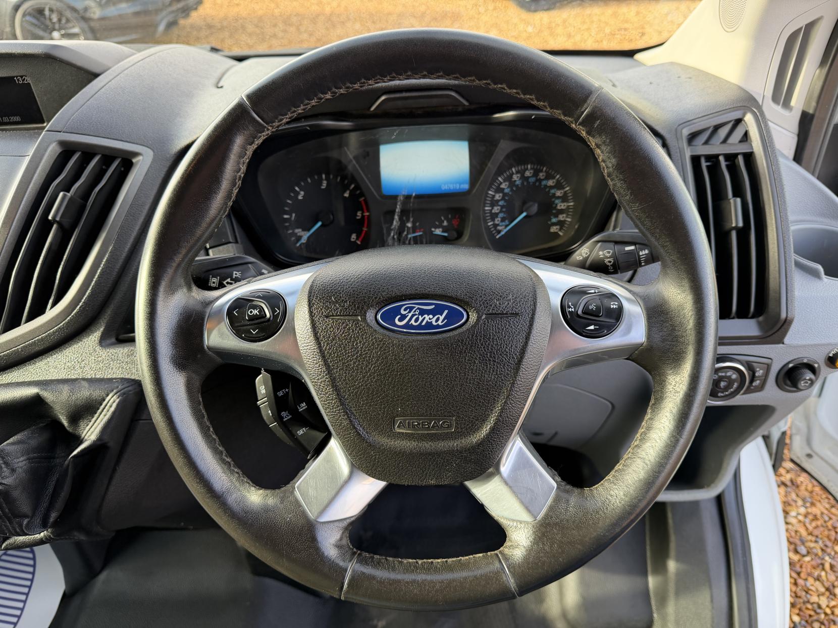 Ford Transit 2.0 350 EcoBlue Panel Van 5dr Diesel Manual RWD L2 H3 Euro 6 (130 ps)