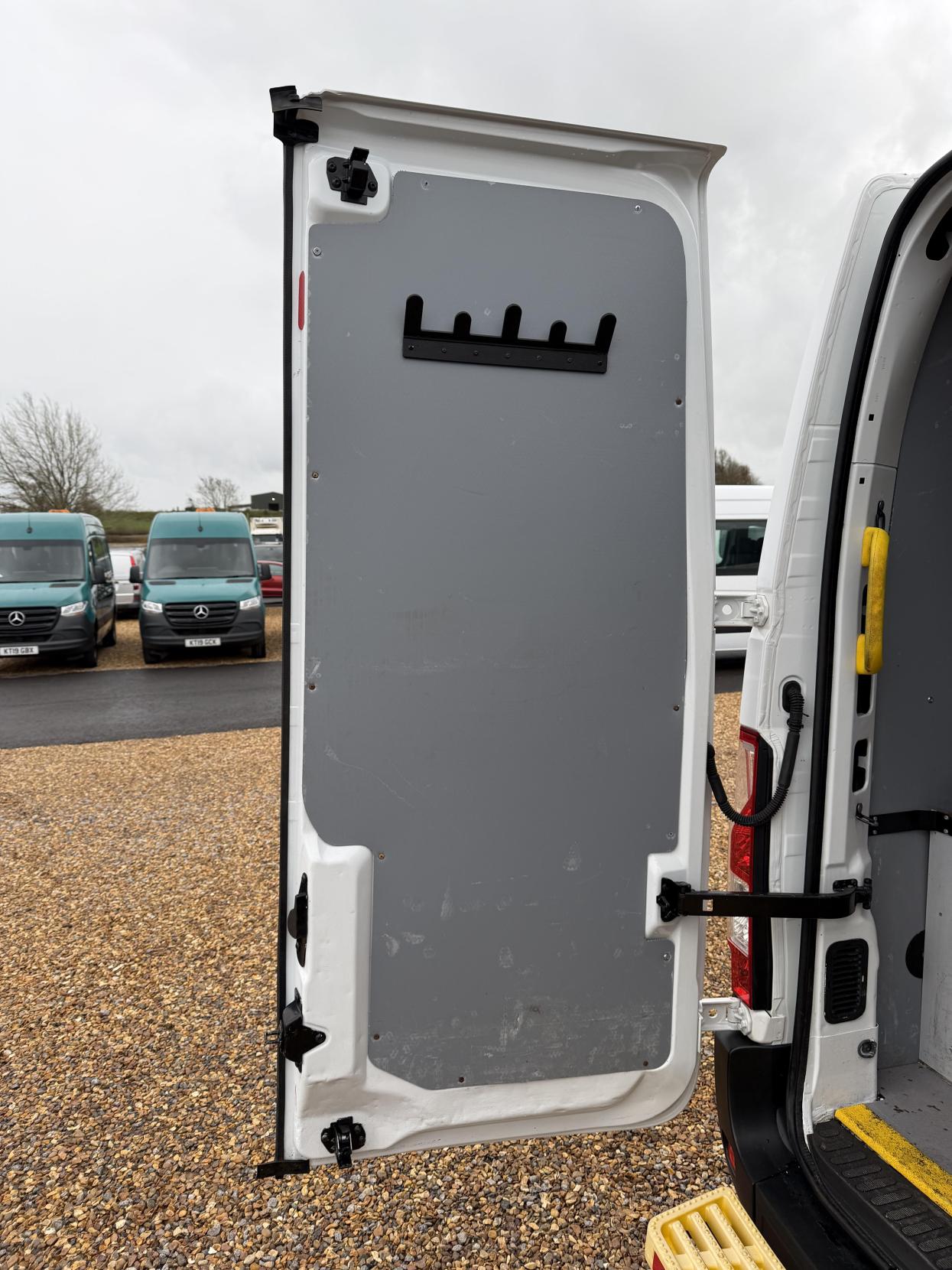 Vauxhall Movano 2.3 CDTi 3500 Panel Van 5dr Diesel Manual FWD L2 H2 Euro 6 (130 ps)