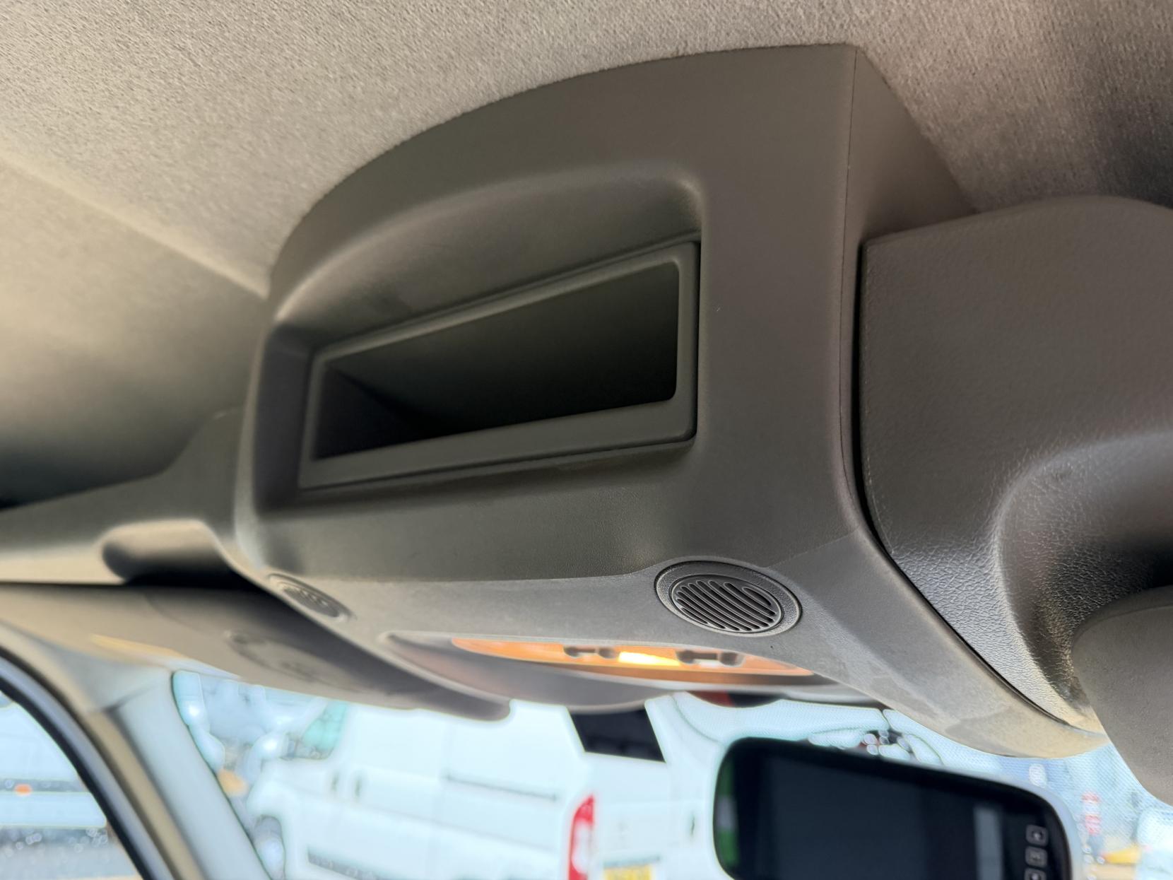 Vauxhall Movano 2.3 CDTi 3500 Panel Van 5dr Diesel Manual FWD L2 H2 Euro 6 (130 ps)