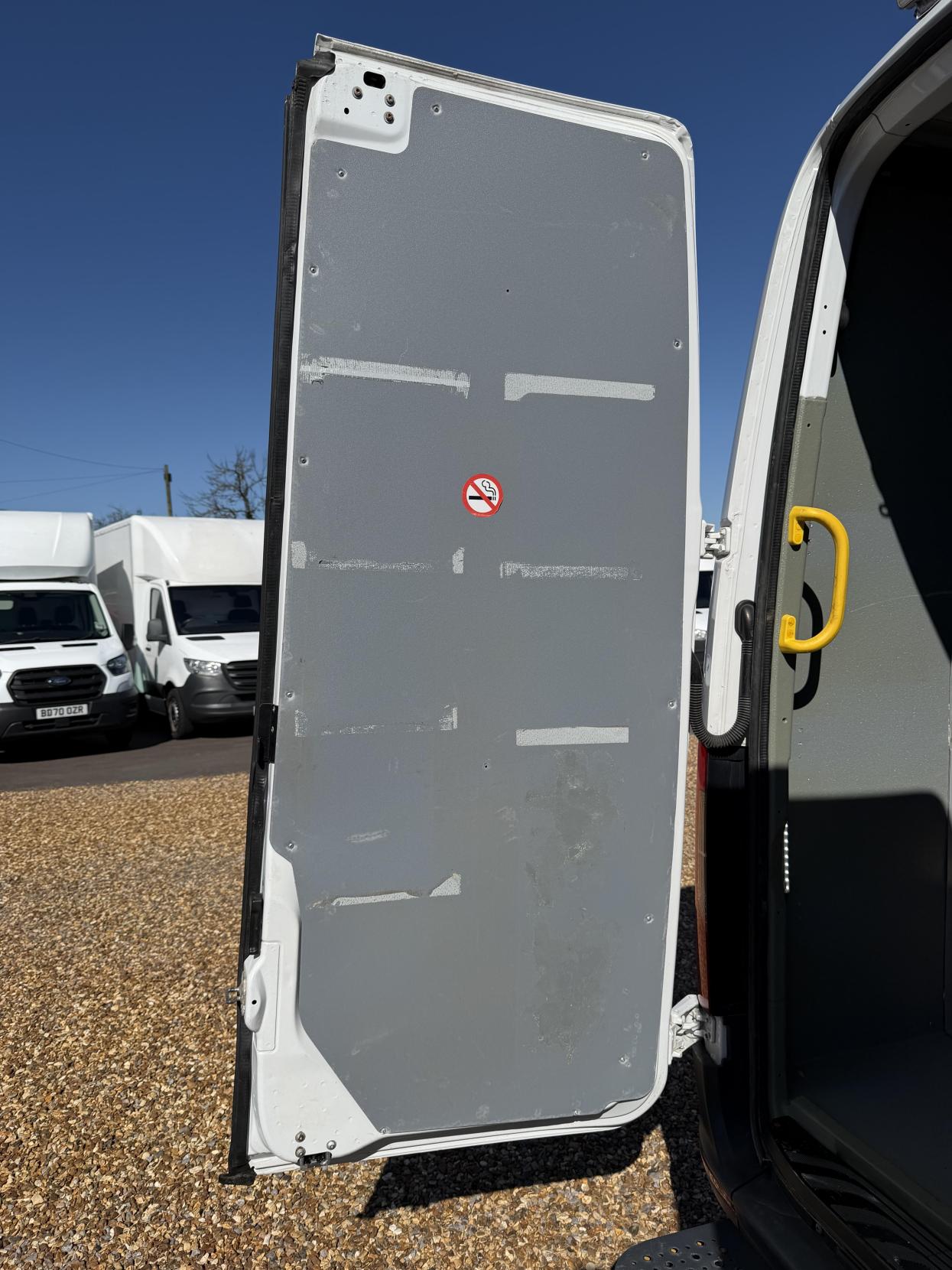 Mercedes-Benz Sprinter 2.1 316 CDI Panel Van 5dr Diesel Manual RWD L2 H2 Euro 6 (163 ps)