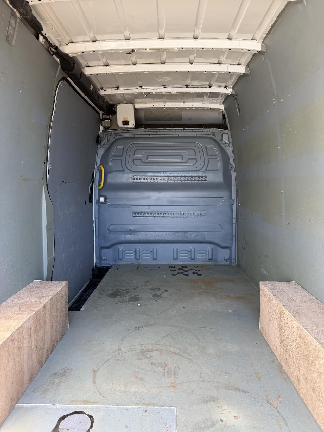 Mercedes-Benz Sprinter 2.1 316 CDI Panel Van 5dr Diesel Manual RWD L2 H2 Euro 6 (163 ps)