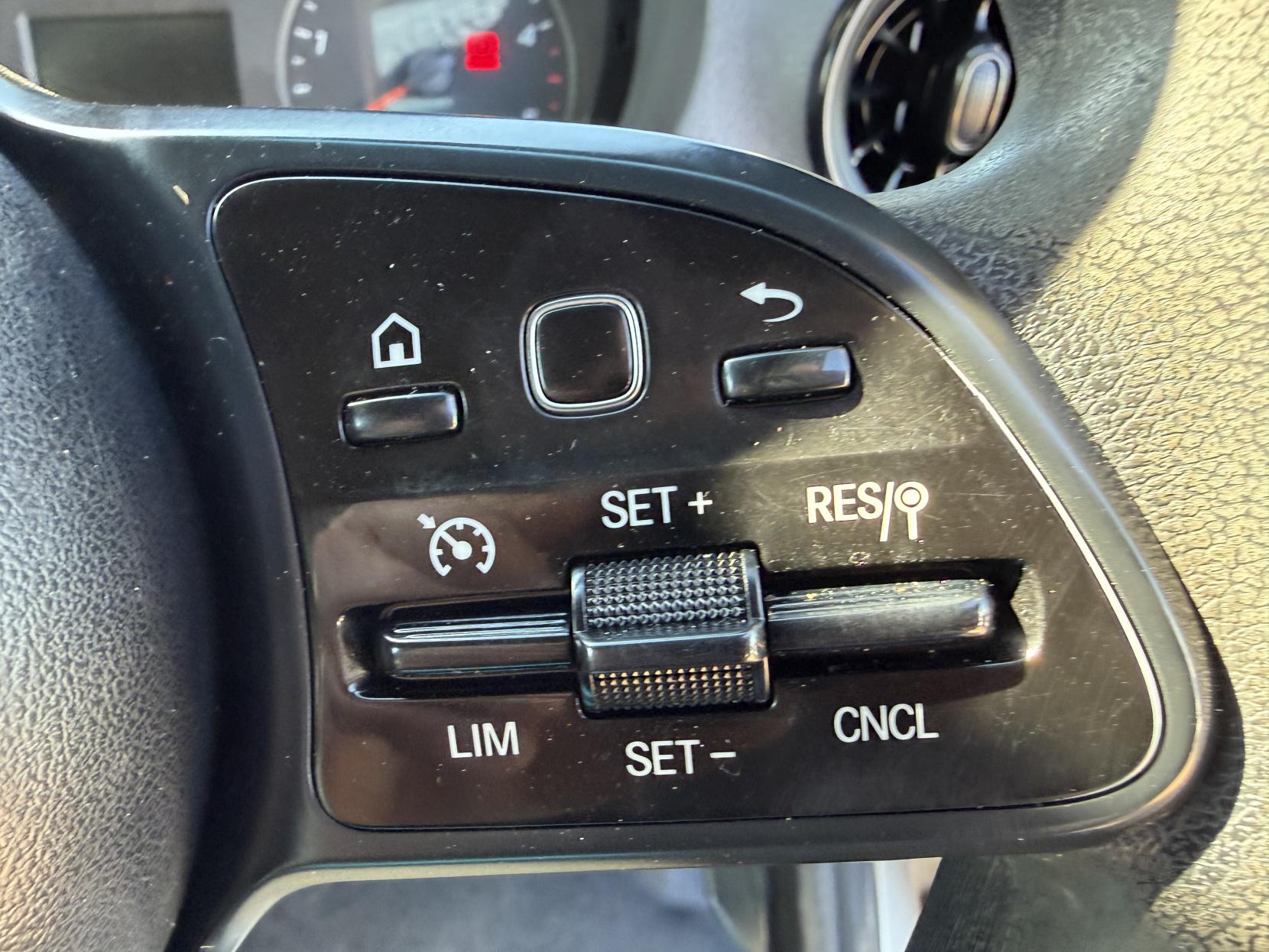 Mercedes-Benz Sprinter 2.1 316 CDI Panel Van 5dr Diesel Manual RWD L2 H2 Euro 6 (163 ps)