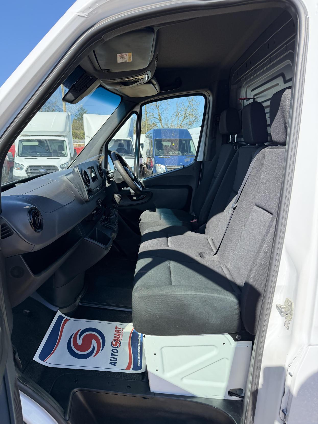 Mercedes-Benz Sprinter 2.1 316 CDI Panel Van 5dr Diesel Manual RWD L2 H2 Euro 6 (163 ps)