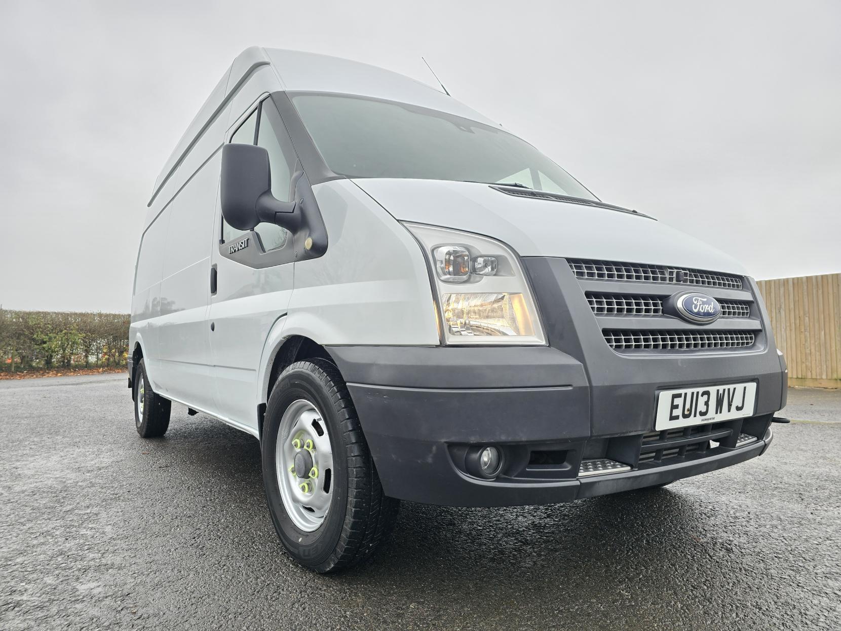 Ford Transit 2.2 TDCi 350 Panel Van 3dr Diesel Manual RWD L3 H3 (224 g/km, 98 bhp)