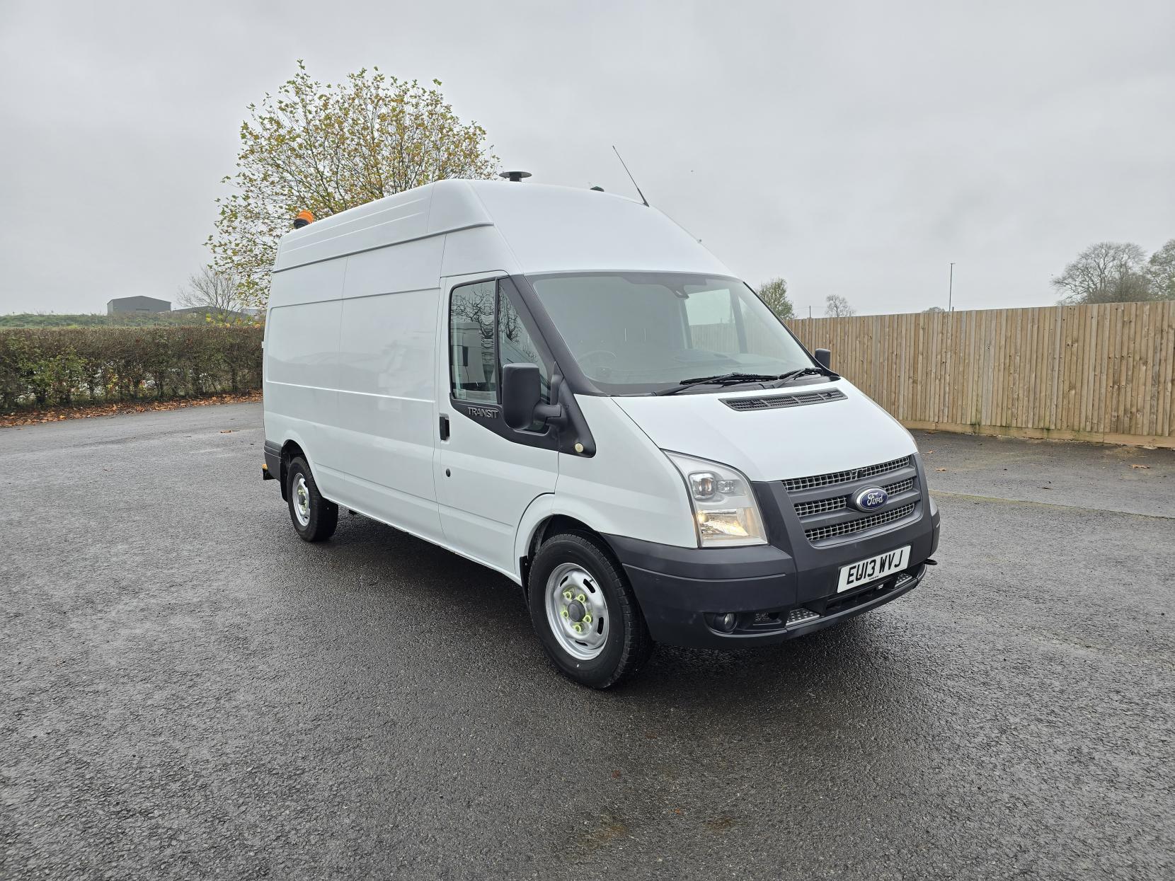 Ford Transit 2.2 TDCi 350 Panel Van 3dr Diesel Manual RWD L3 H3 (224 g/km, 98 bhp)