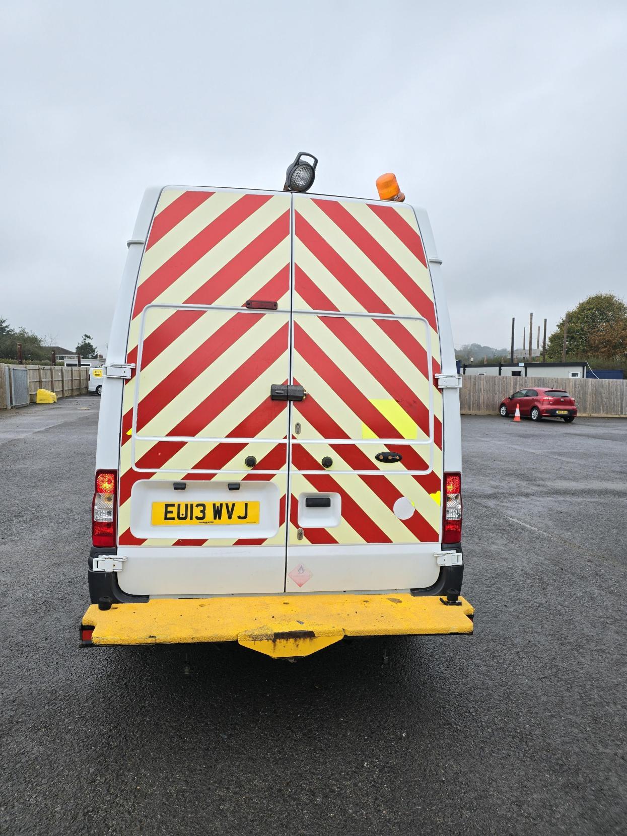 Ford Transit 2.2 TDCi 350 Panel Van 3dr Diesel Manual RWD L3 H3 (224 g/km, 98 bhp)