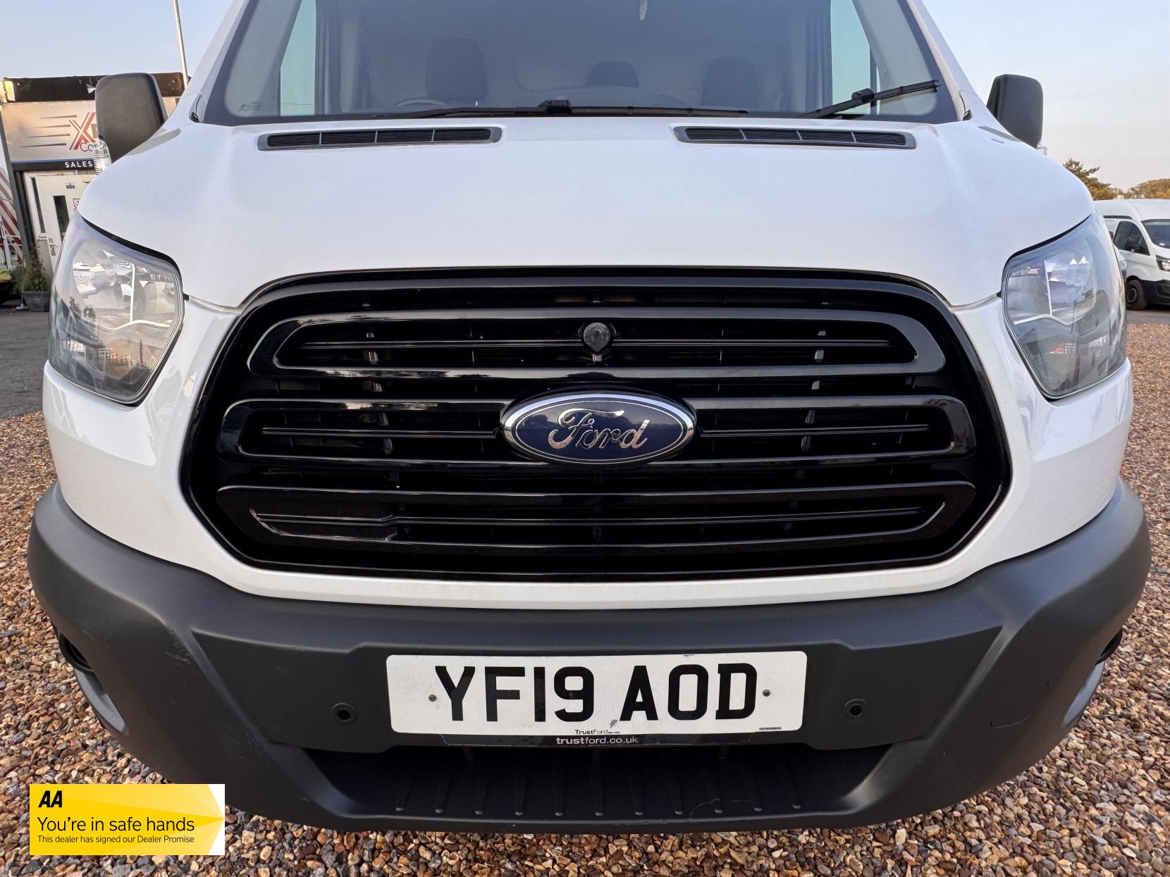 Ford Transit 2.0 350 EcoBlue Panel Van 5dr Diesel Manual RWD L2 H3 Euro 6 (130 ps)