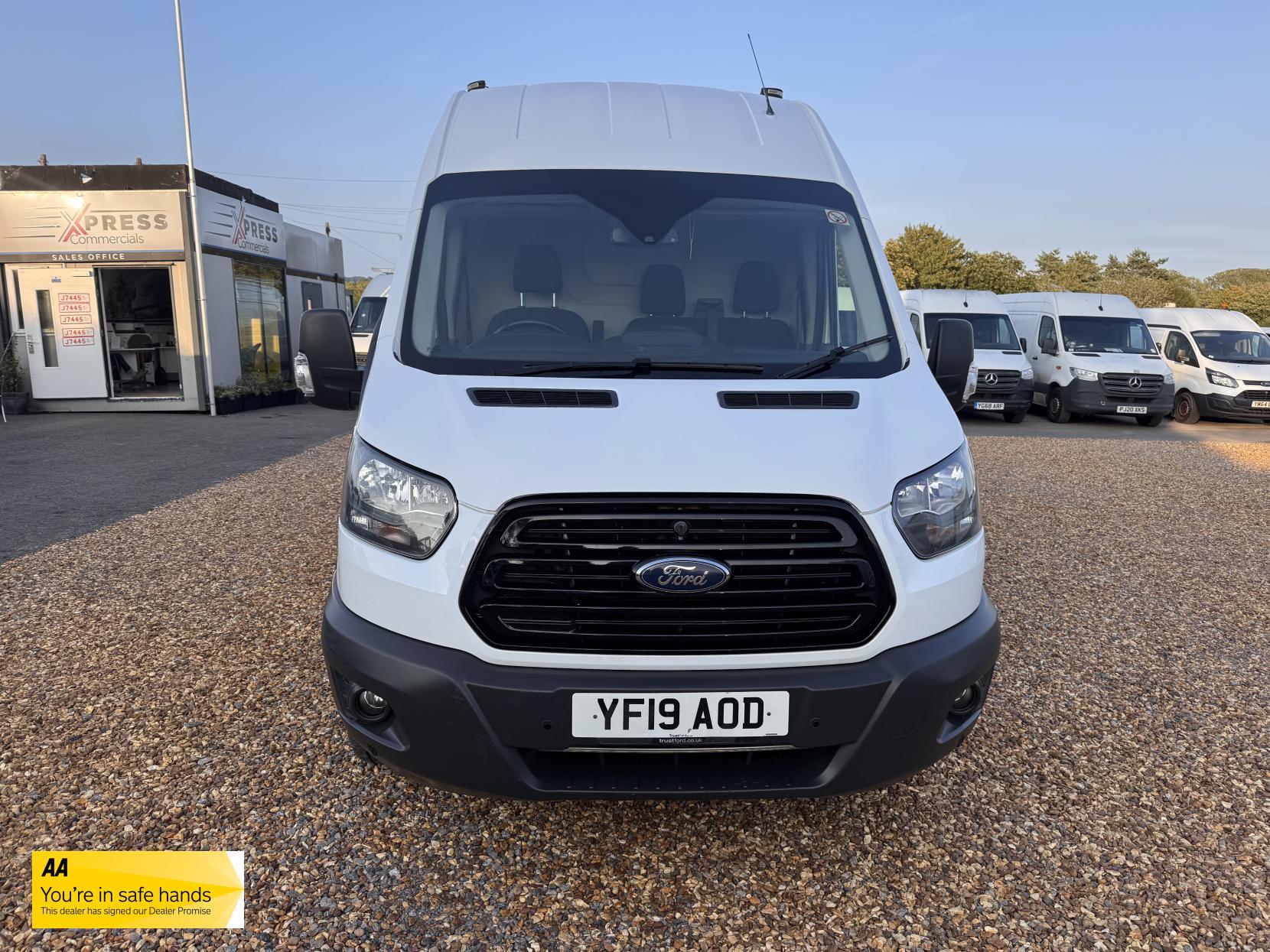 Ford Transit 2.0 350 EcoBlue Panel Van 5dr Diesel Manual RWD L2 H3 Euro 6 (130 ps)