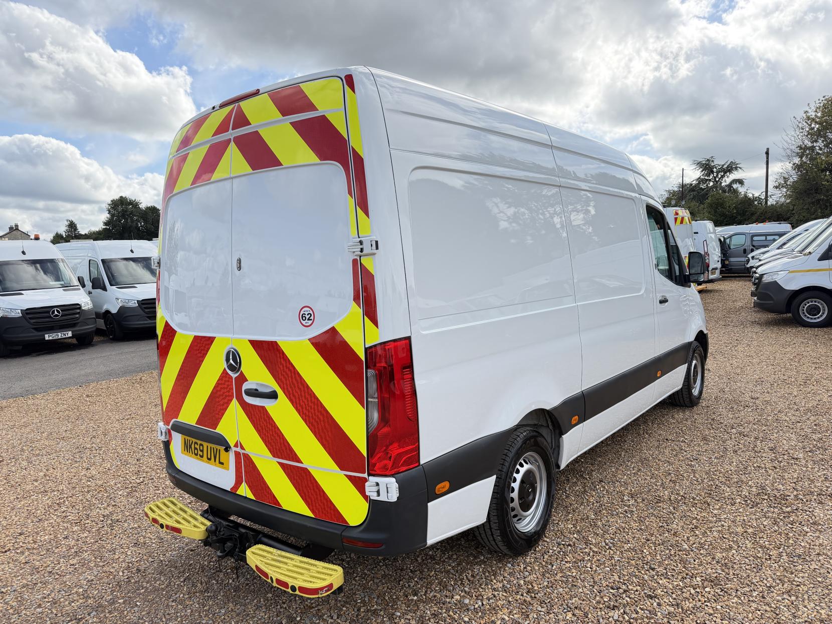 2019 Mercedes-Benz Sprinter 2.1 314 CDI Panel Van 5dr Diesel Manual RWD L2 H2 Euro 6 (143 ps) - Thumbnail 12