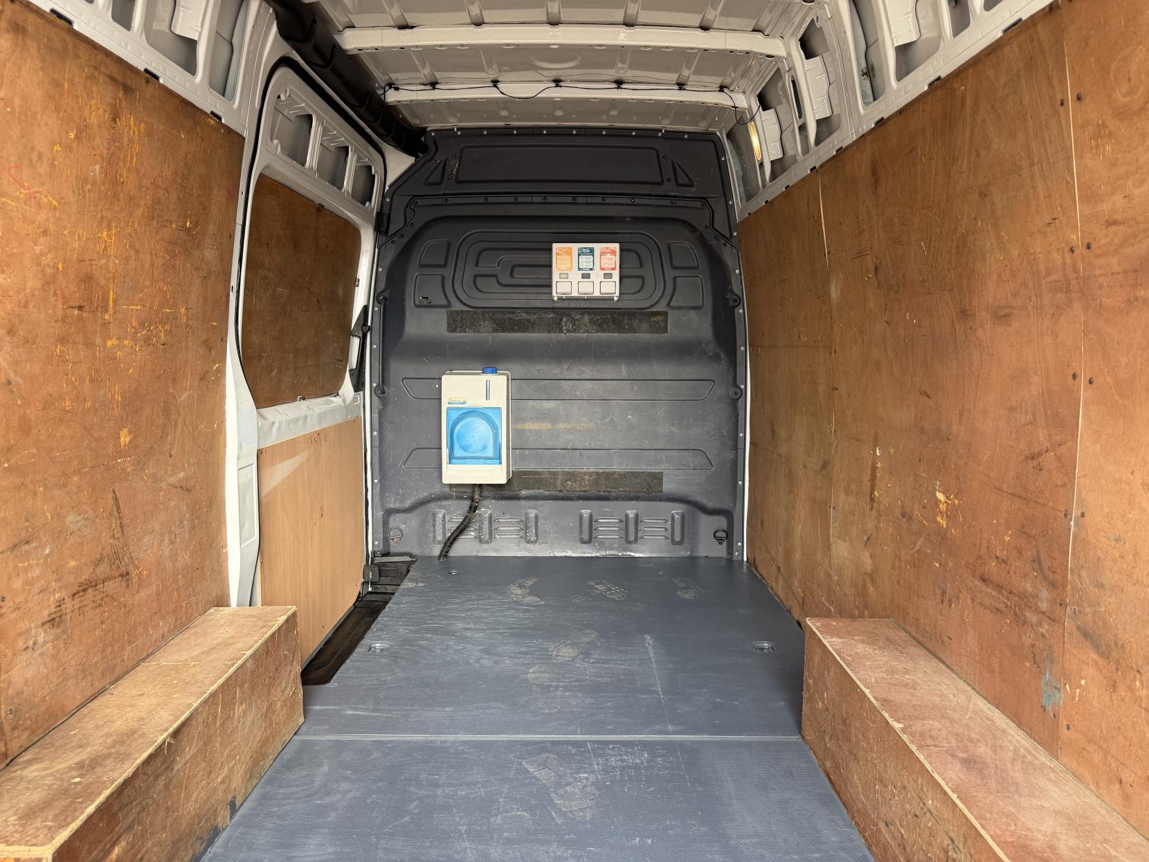 2019 Mercedes-Benz Sprinter 2.1 314 CDI Panel Van 5dr Diesel Manual RWD L2 H2 Euro 6 (143 ps) - Thumbnail 37