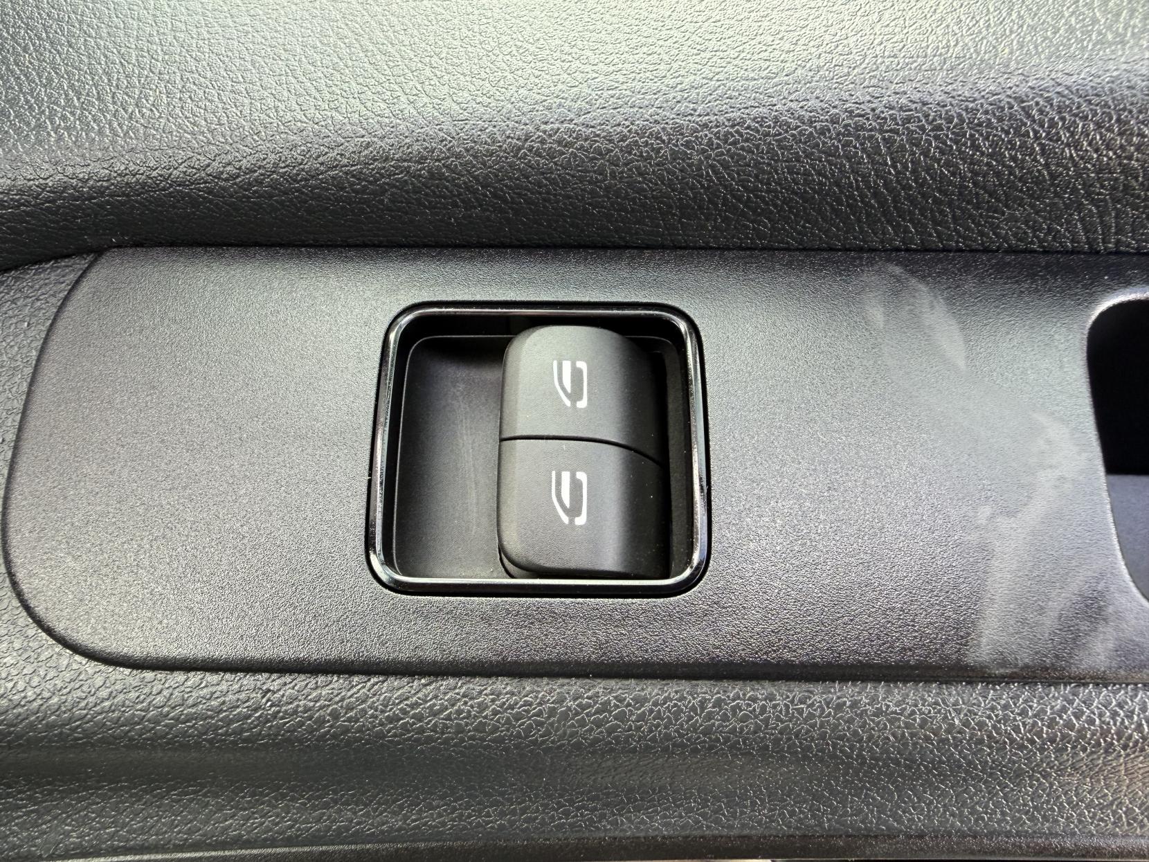 2019 Mercedes-Benz Sprinter 2.1 314 CDI Panel Van 5dr Diesel Manual RWD L2 H2 Euro 6 (143 ps) - Thumbnail 20