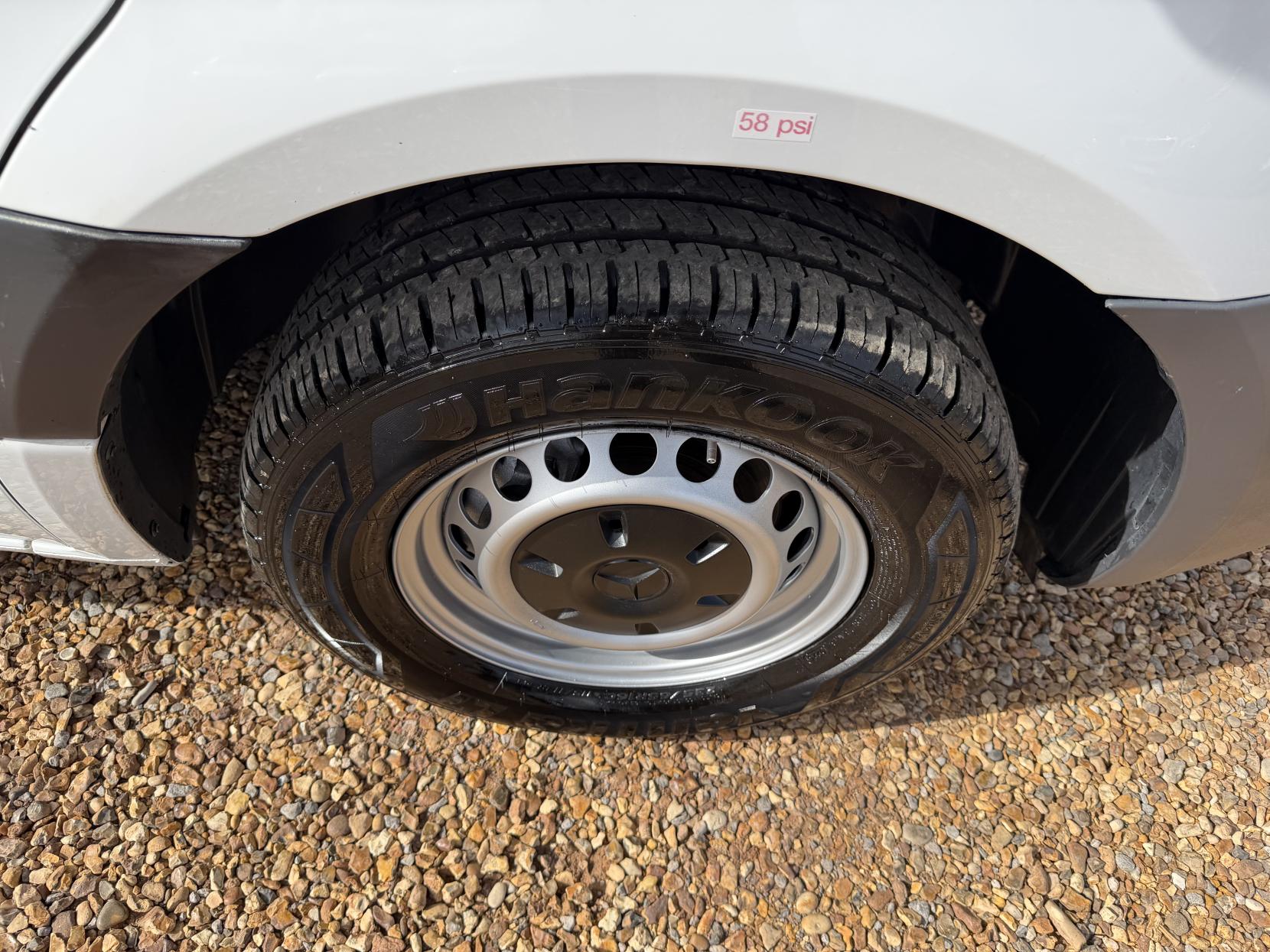 2019 Mercedes-Benz Sprinter 2.1 314 CDI Panel Van 5dr Diesel Manual RWD L2 H2 Euro 6 (143 ps) - Thumbnail 48