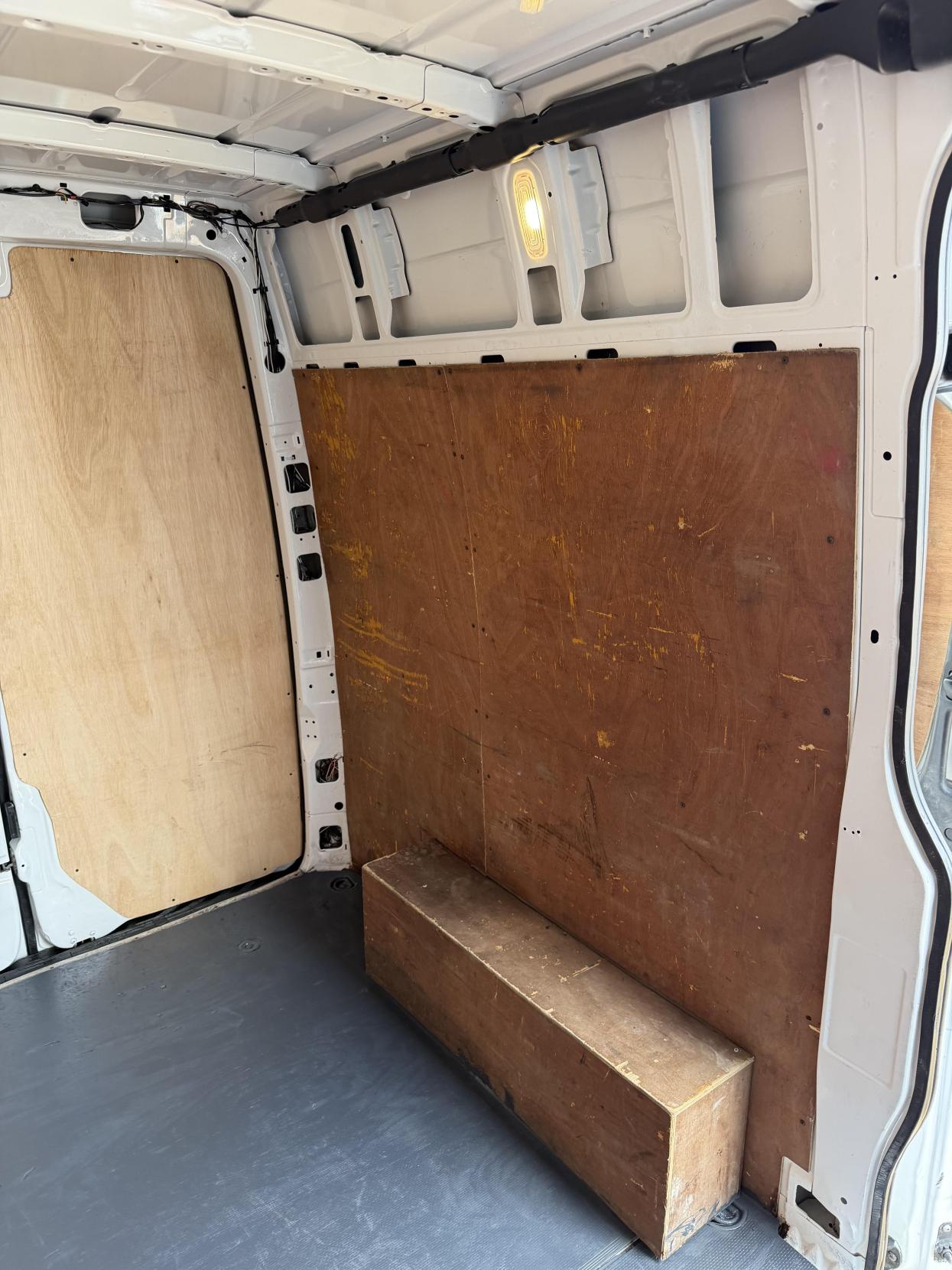 2019 Mercedes-Benz Sprinter 2.1 314 CDI Panel Van 5dr Diesel Manual RWD L2 H2 Euro 6 (143 ps) - Thumbnail 41