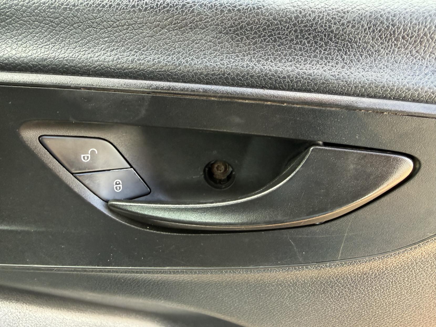 2019 Mercedes-Benz Sprinter 2.1 314 CDI Panel Van 5dr Diesel Manual RWD L2 H2 Euro 6 (143 ps) - Thumbnail 19