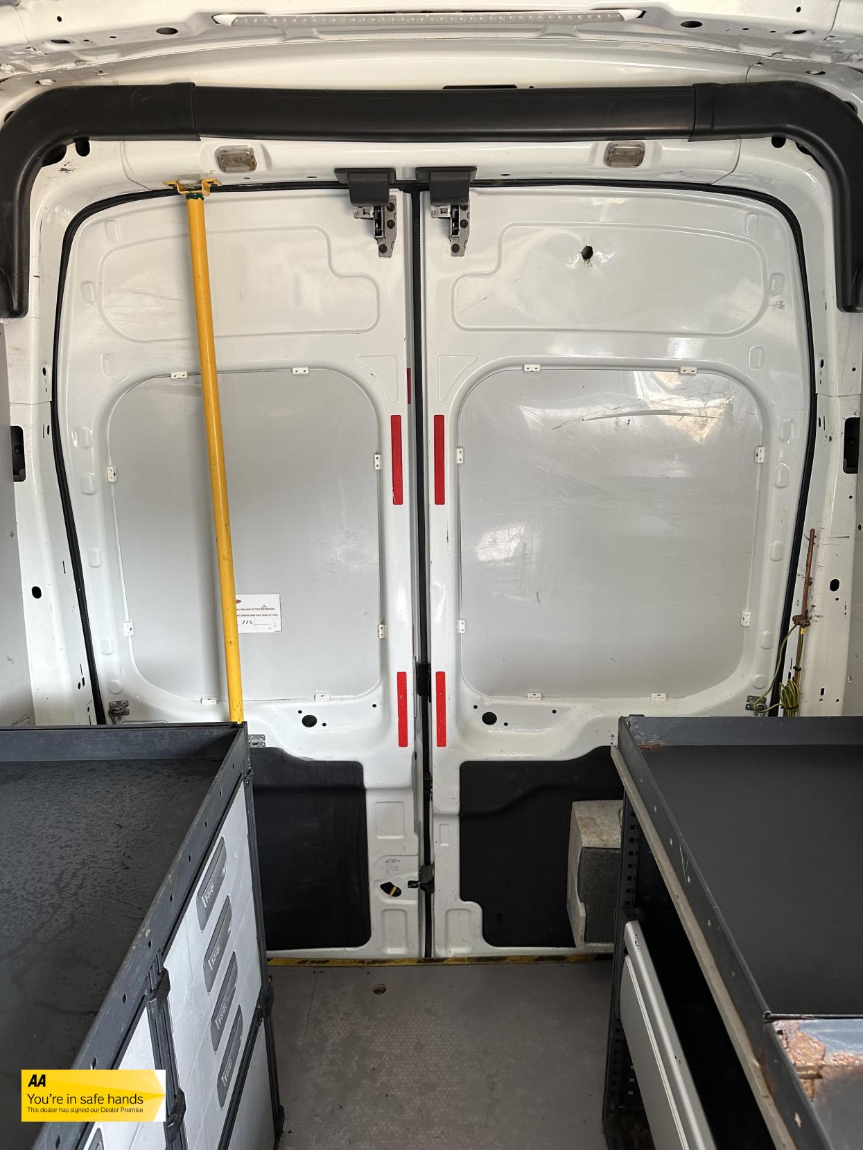 Ford Transit 2.2 TDCi 350 Panel Van 5dr Diesel Manual RWD L3 H3 Euro 5 (125 ps)