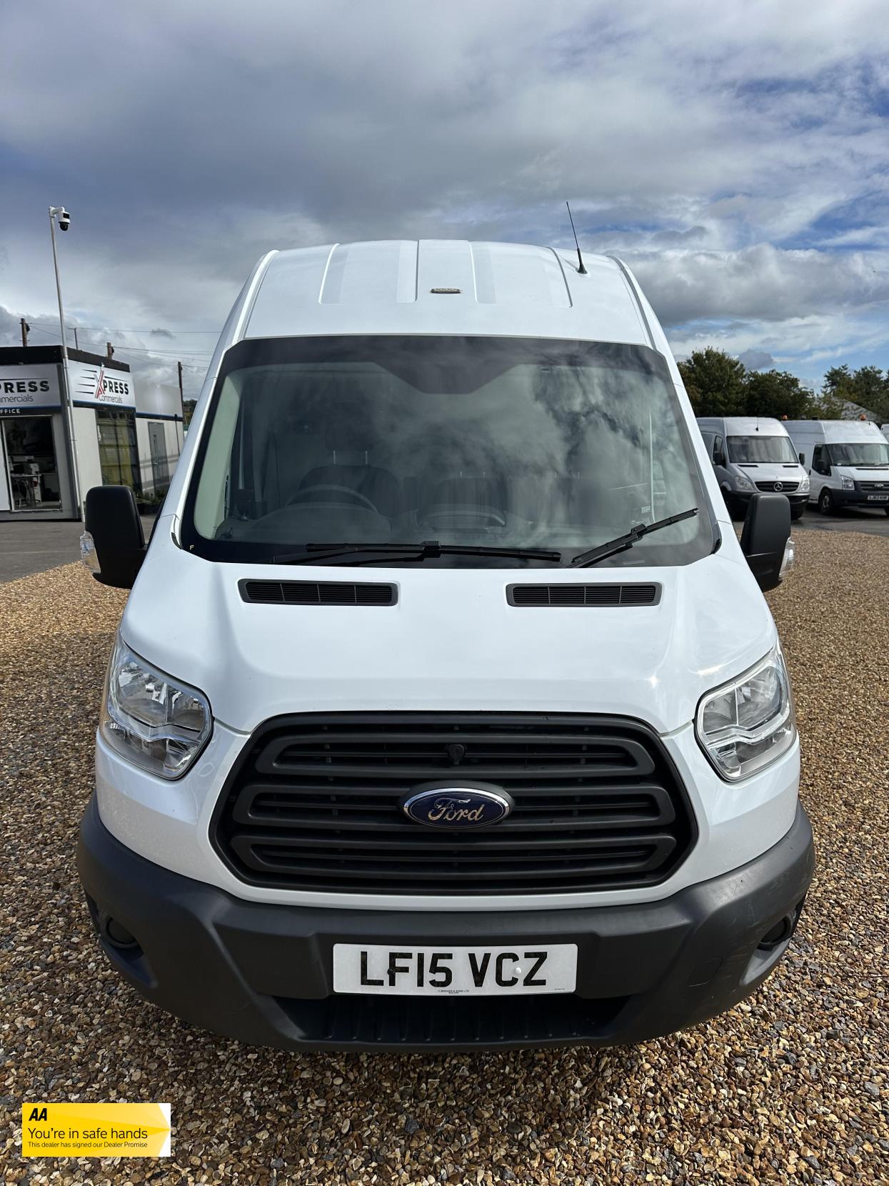 Ford Transit 2.2 TDCi 350 Panel Van 5dr Diesel Manual RWD L3 H3 Euro 5 (125 ps)
