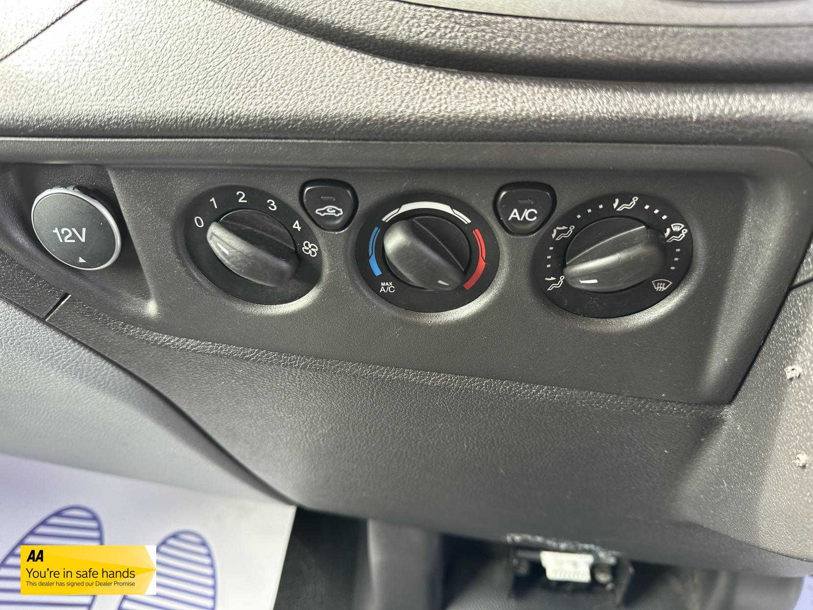 Ford Transit 2.2 TDCi 350 Panel Van 5dr Diesel Manual RWD L3 H3 Euro 5 (125 ps)