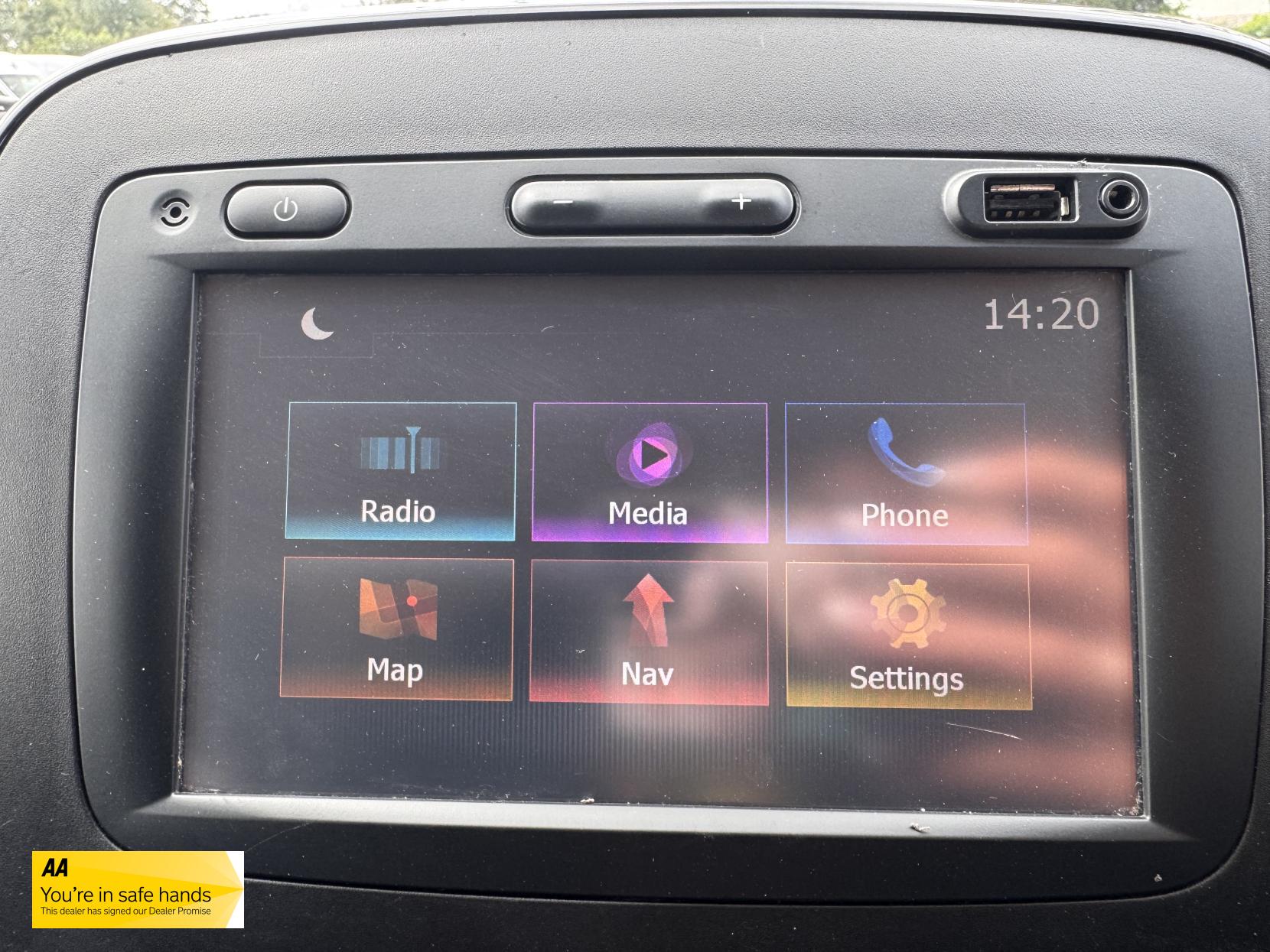 Vauxhall Vivaro 1.6 CDTi 2900 Sportive Crew Van Double Cab 5dr Diesel Manual L2 H1 Euro 6 (6 Seat) (120 ps)