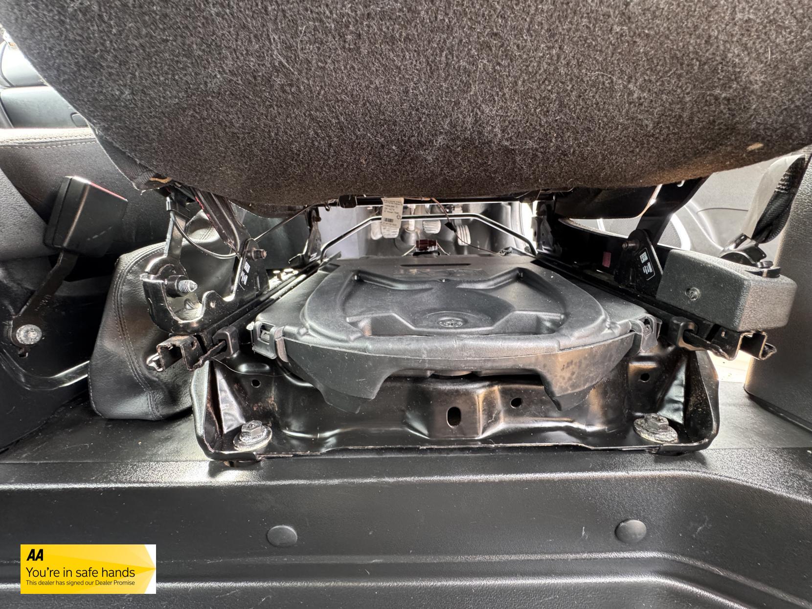 Vauxhall Vivaro 1.6 CDTi 2900 Sportive Crew Van Double Cab 5dr Diesel Manual L2 H1 Euro 6 (6 Seat) (120 ps)