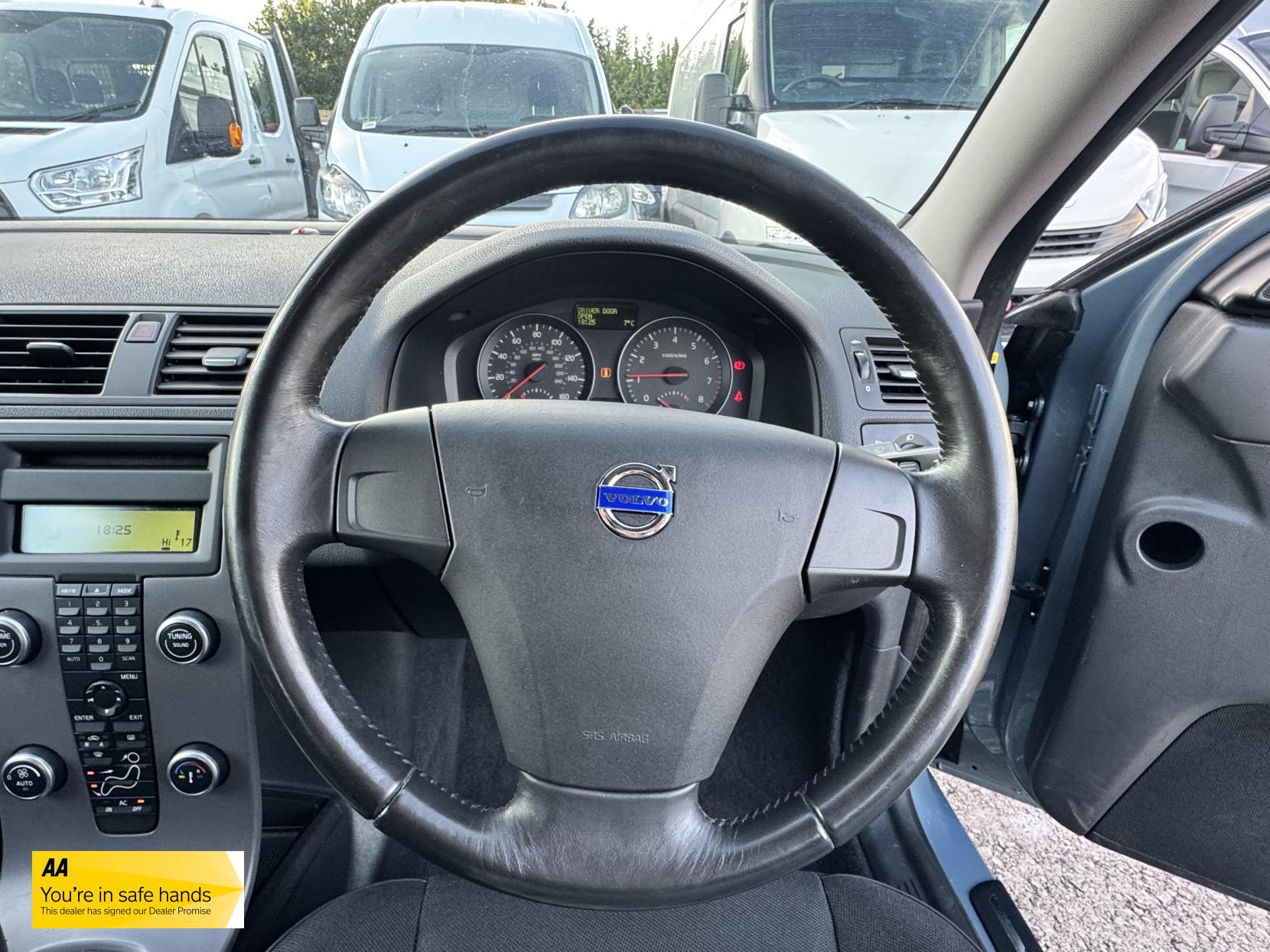 Volvo V50 1.8 S Estate 5dr Petrol Manual Euro 4 (125 ps)