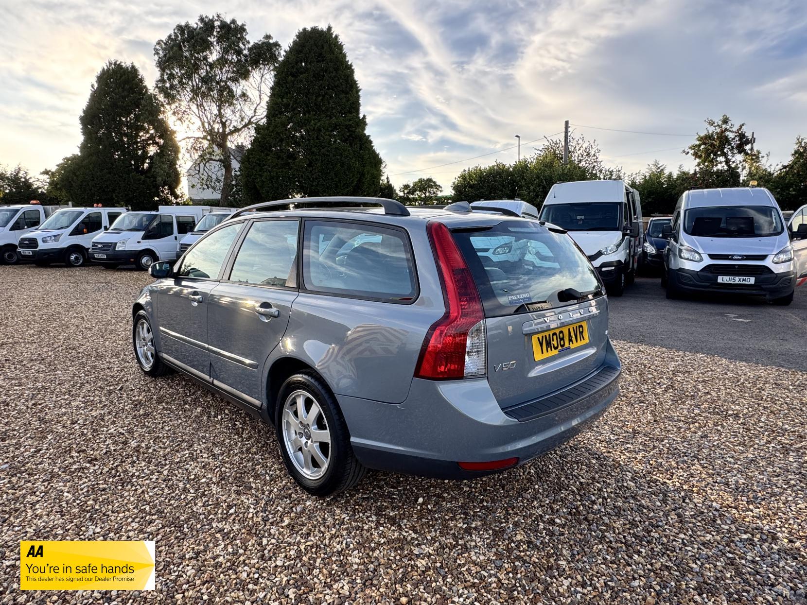 Volvo V50 1.8 S Estate 5dr Petrol Manual Euro 4 (125 ps)