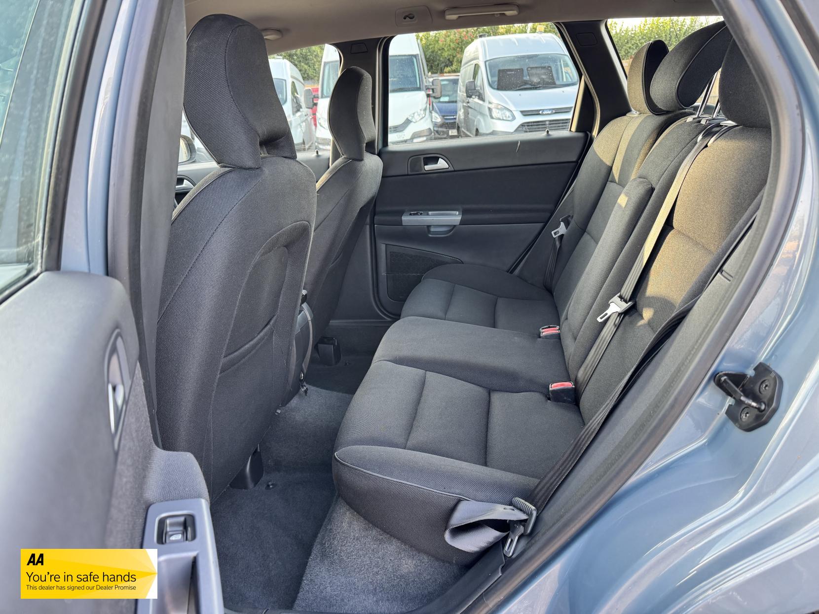 Volvo V50 1.8 S Estate 5dr Petrol Manual Euro 4 (125 ps)