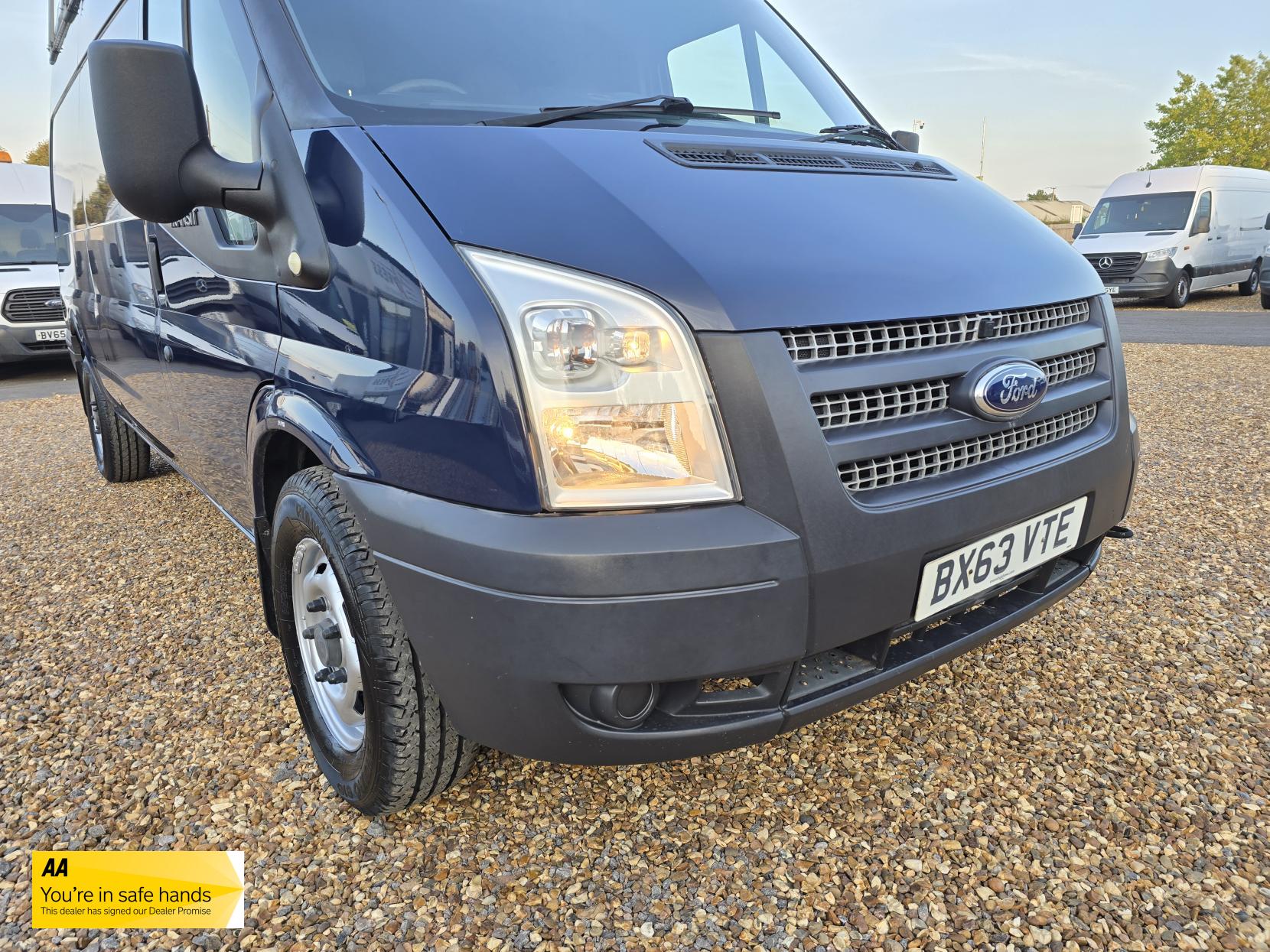 Ford Transit 2.2 TDCi 350 Panel Van 3dr Diesel Manual FWD L3 H3 (209 g/km, 123 bhp)