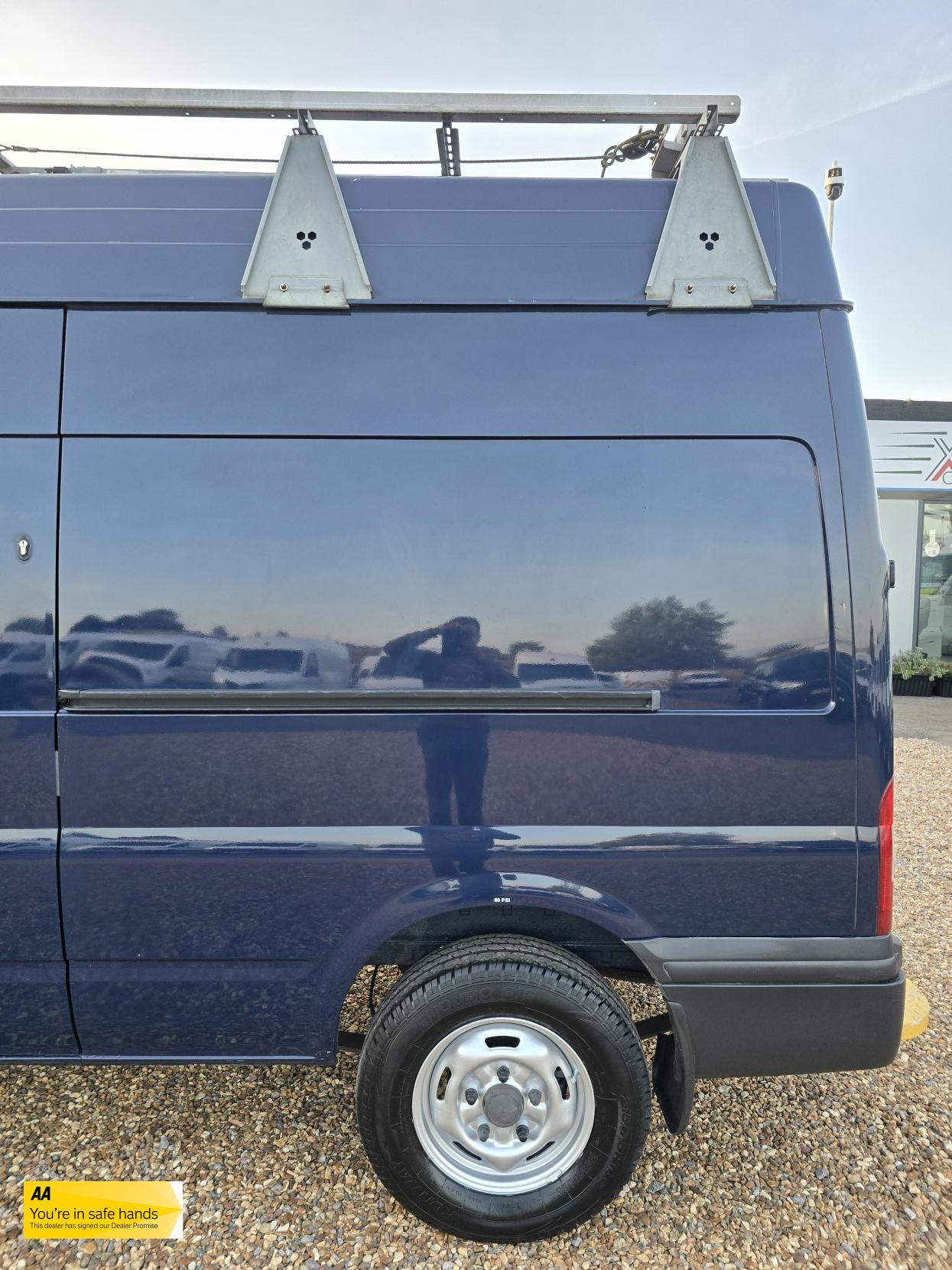Ford Transit 2.2 TDCi 350 Panel Van 3dr Diesel Manual FWD L3 H3 (209 g/km, 123 bhp)