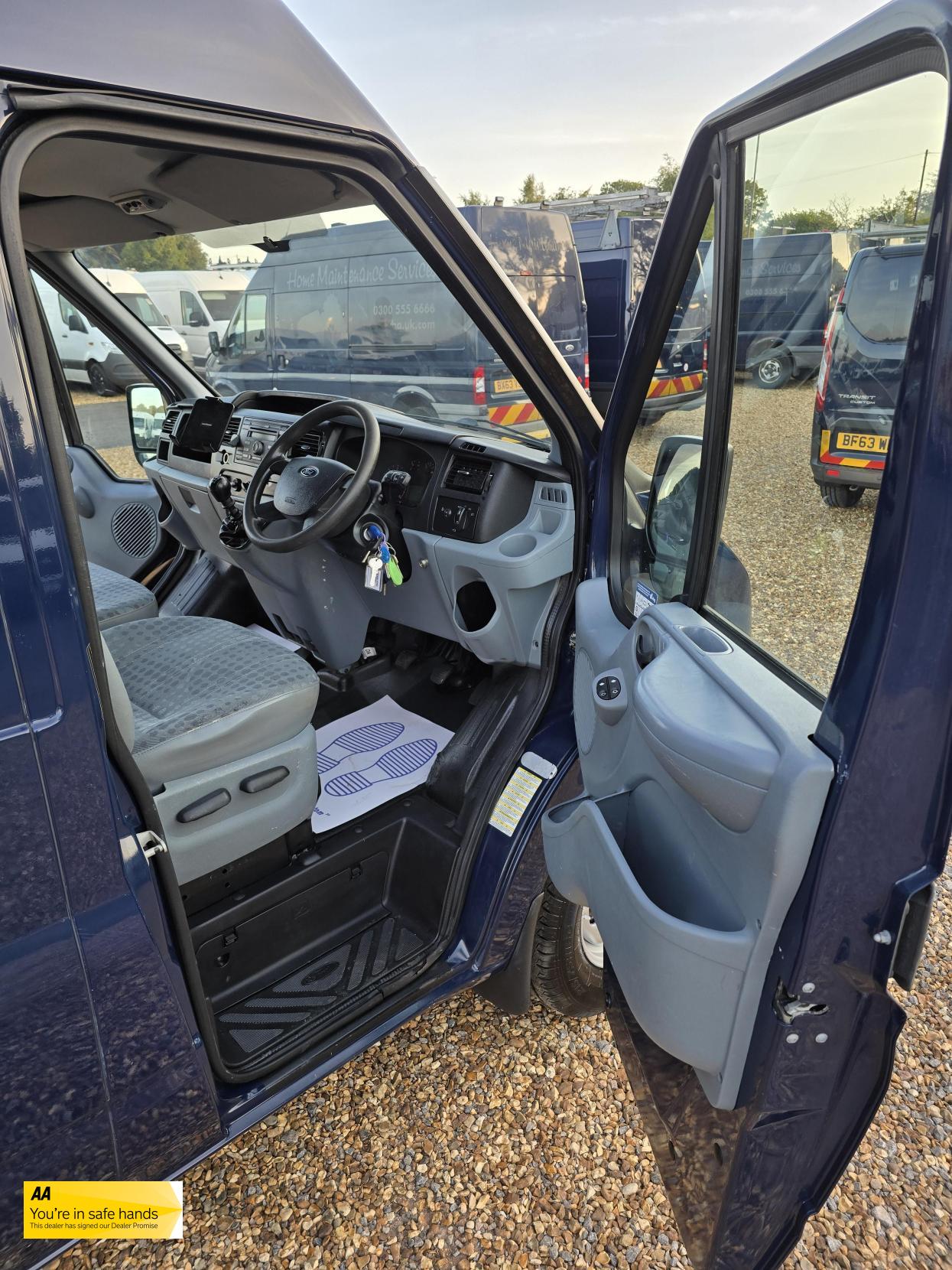 Ford Transit 2.2 TDCi 350 Panel Van 3dr Diesel Manual FWD L3 H3 (209 g/km, 123 bhp)
