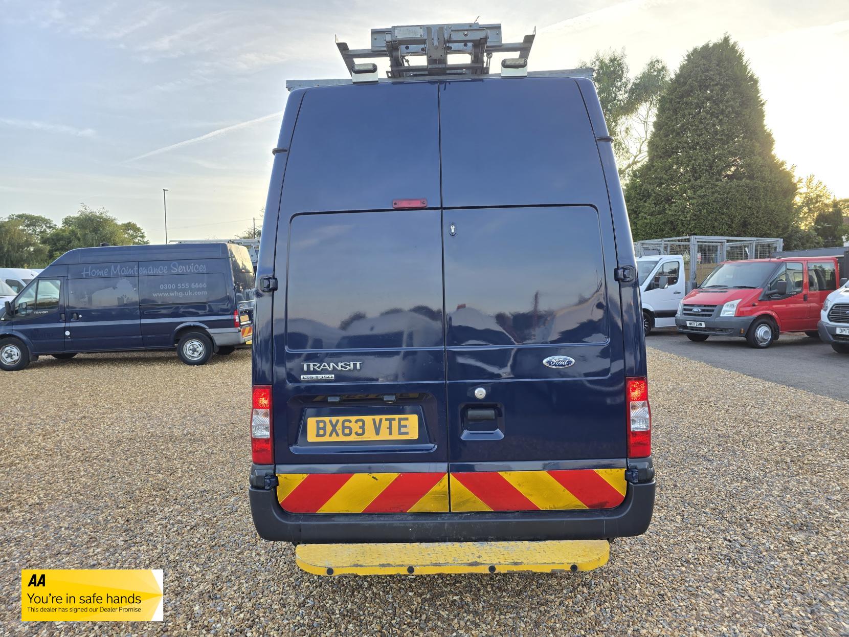 Ford Transit 2.2 TDCi 350 Panel Van 3dr Diesel Manual FWD L3 H3 (209 g/km, 123 bhp)