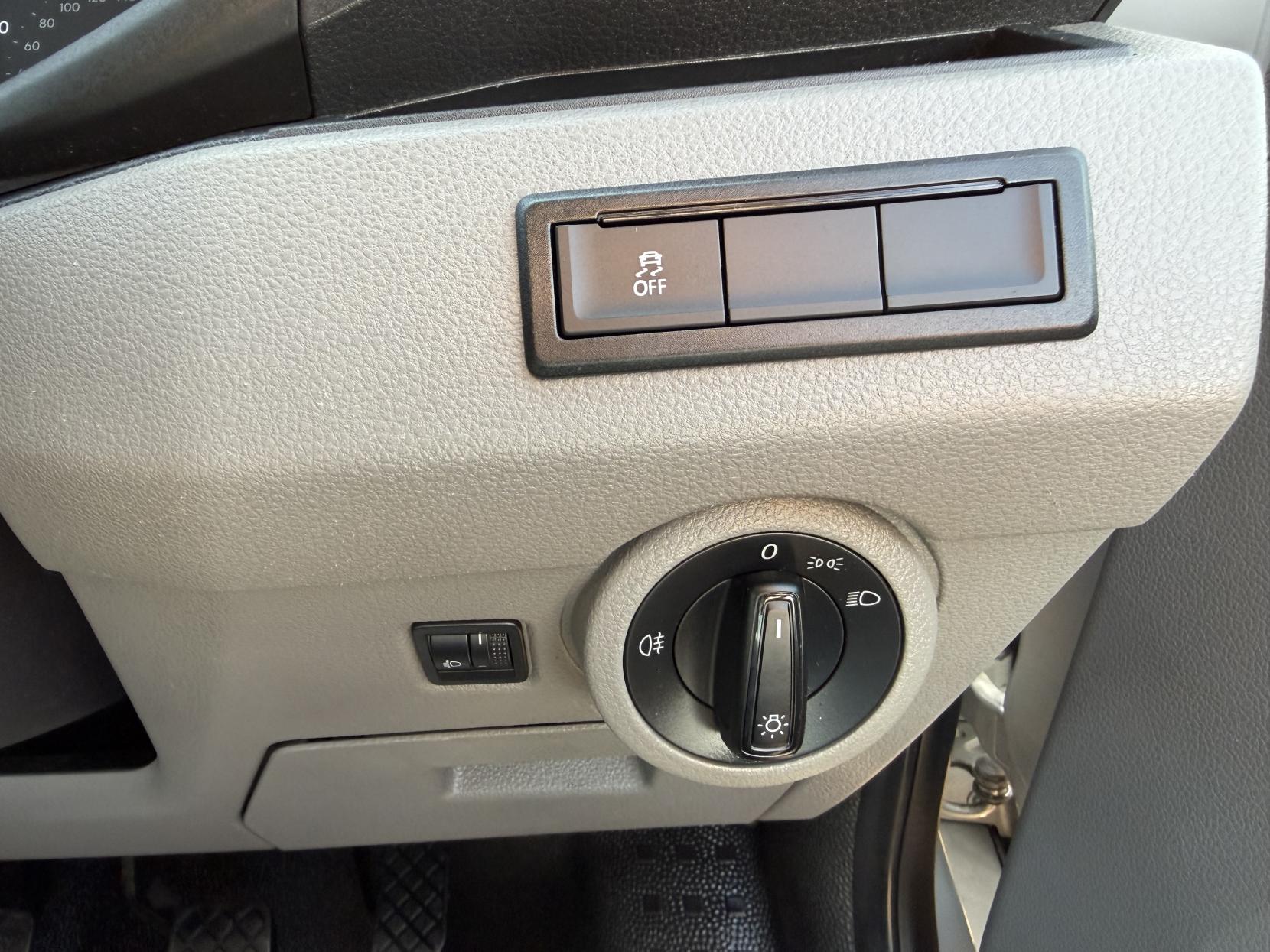 2021 Volkswagen Transporter 2.0 TDI T28 Startline Panel Van 5dr Diesel Manual FWD SWB Euro 6 (s/s) (110 ps) - Thumbnail 16