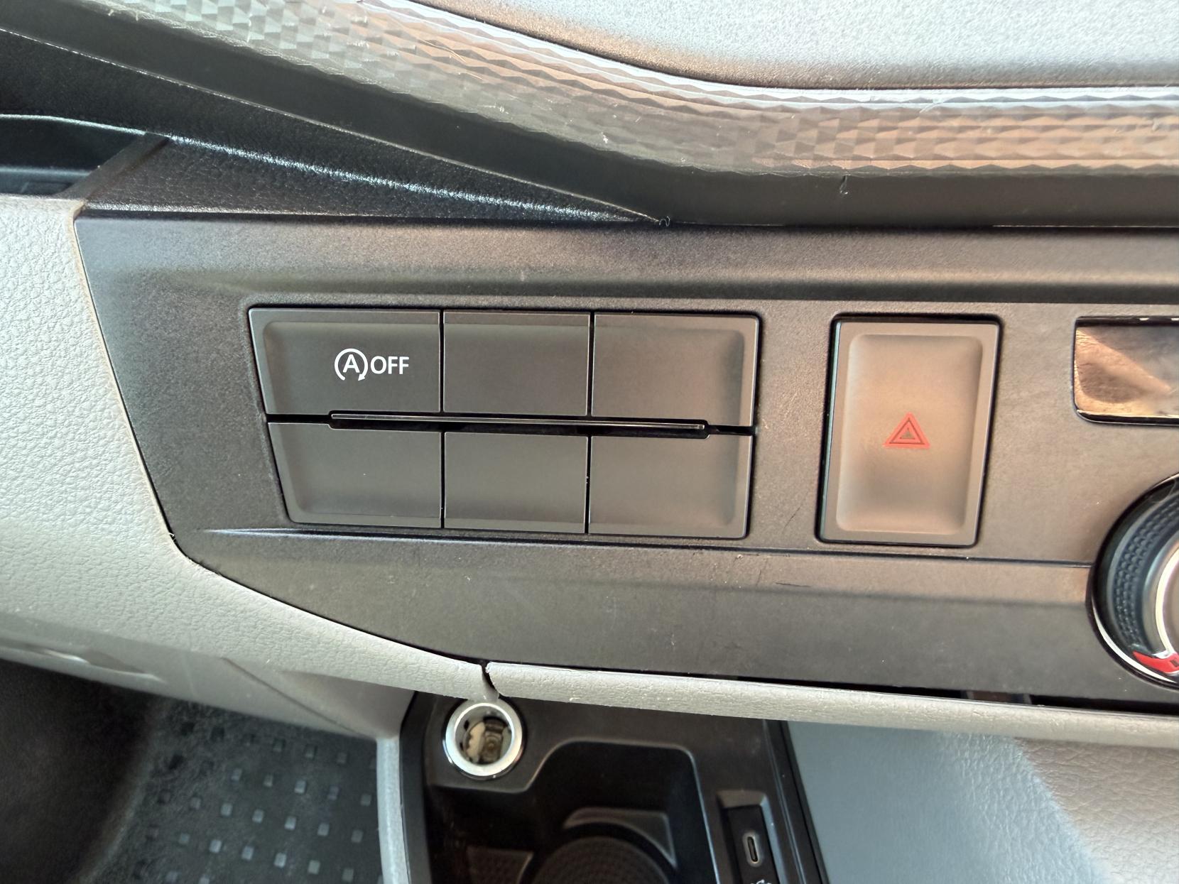 2021 Volkswagen Transporter 2.0 TDI T28 Startline Panel Van 5dr Diesel Manual FWD SWB Euro 6 (s/s) (110 ps) - Thumbnail 25
