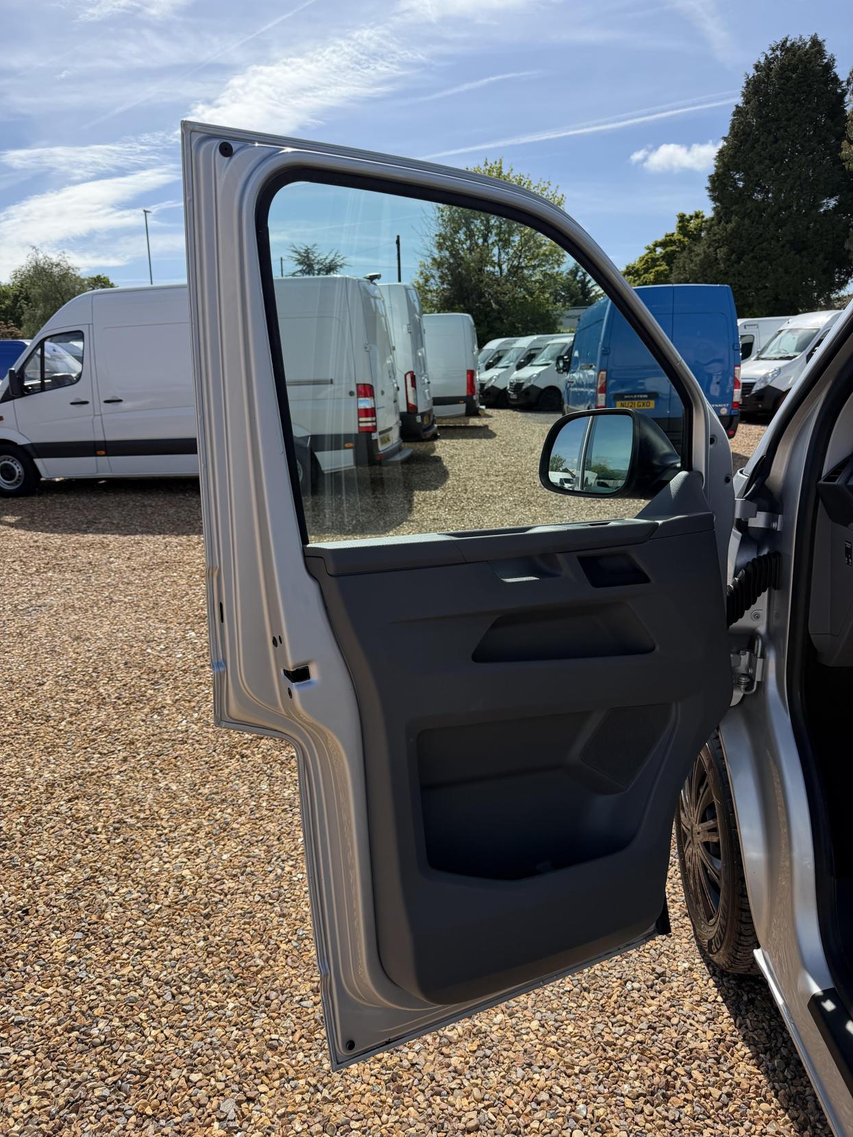 2021 Volkswagen Transporter 2.0 TDI T28 Startline Panel Van 5dr Diesel Manual FWD SWB Euro 6 (s/s) (110 ps) - Thumbnail 14