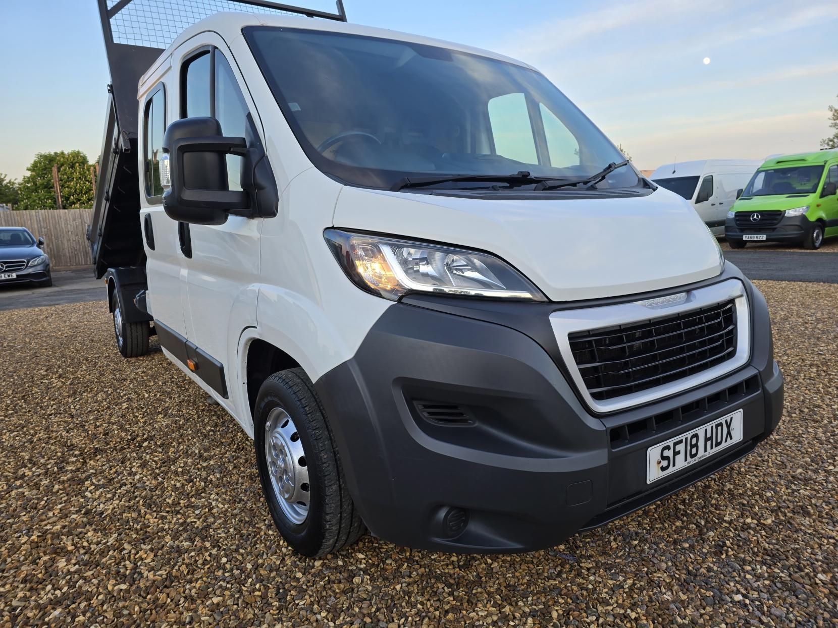 Peugeot Boxer 2.0 BlueHDi 335 Built for Business Tipper Double Cab 4dr Diesel Manual L3 Euro 6 (130 ps)
