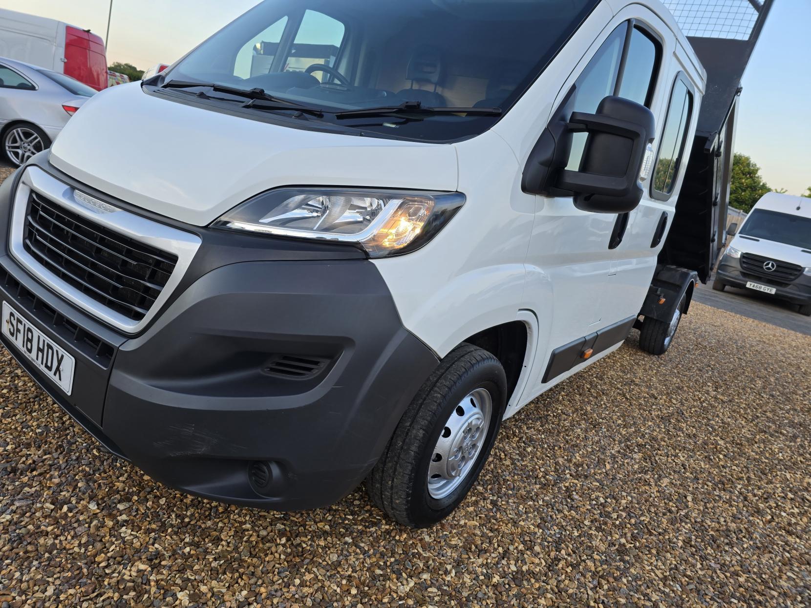 Peugeot Boxer 2.0 BlueHDi 335 Built for Business Tipper Double Cab 4dr Diesel Manual L3 Euro 6 (130 ps)