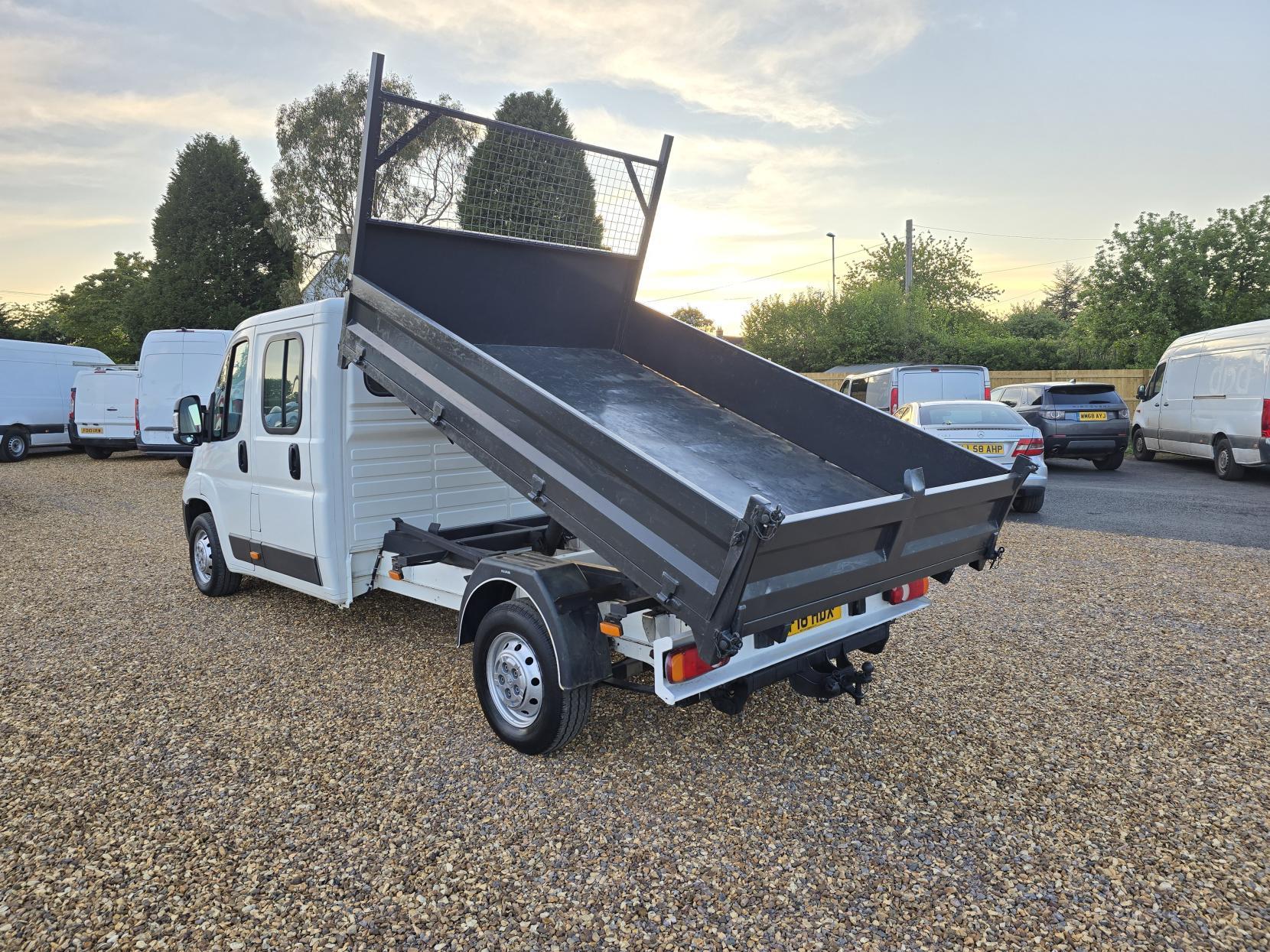 Peugeot Boxer 2.0 BlueHDi 335 Built for Business Tipper Double Cab 4dr Diesel Manual L3 Euro 6 (130 ps)